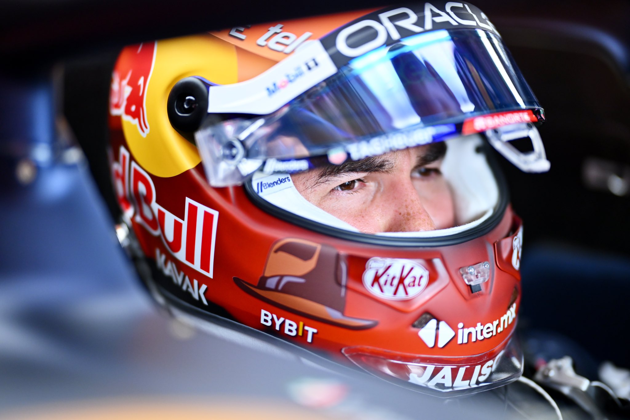 “Hay que prepararse para la lluvia”: ‘Checo’ Pérez