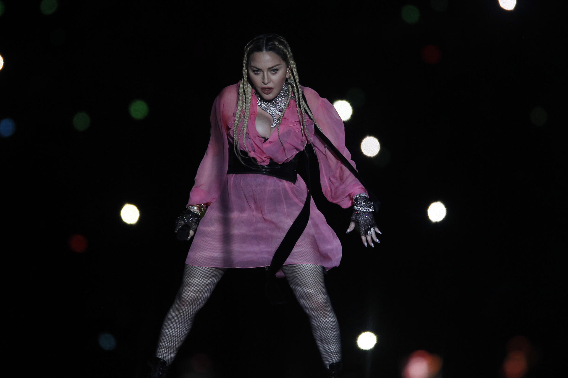Madonna ya se recupera en casa y “está mejor” tras su reciente hospitalización