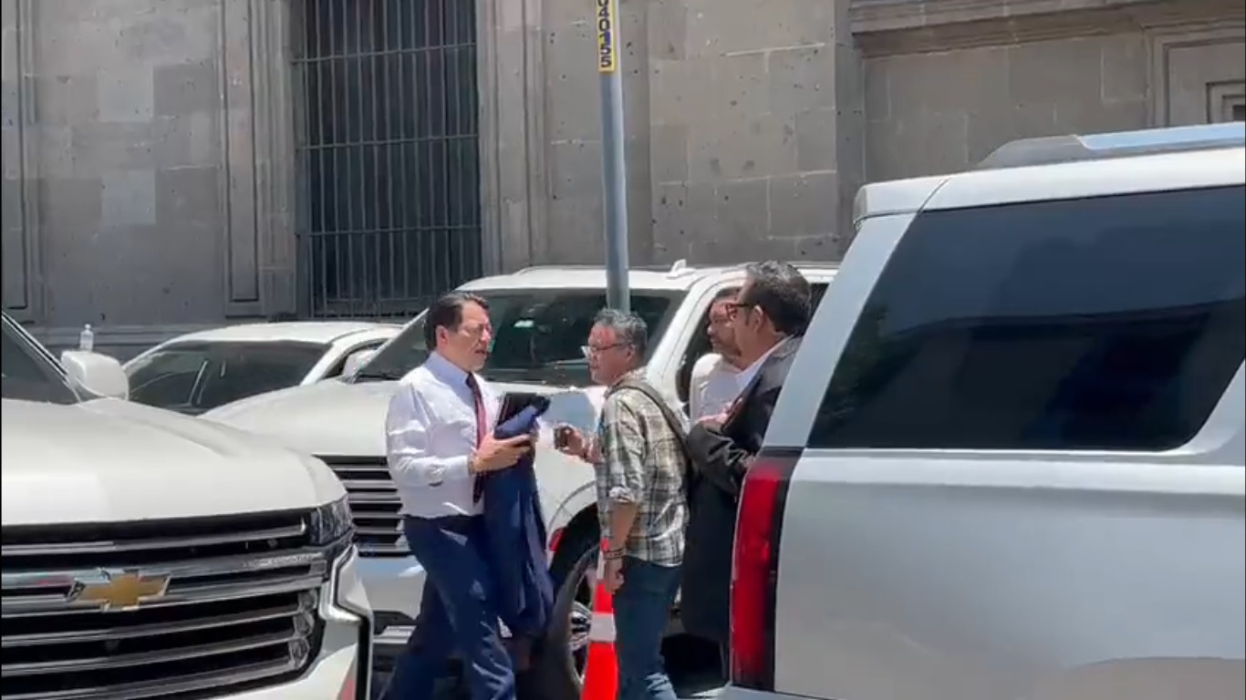 Morena celebra cónclave en Palacio Nacional junto a AMLO