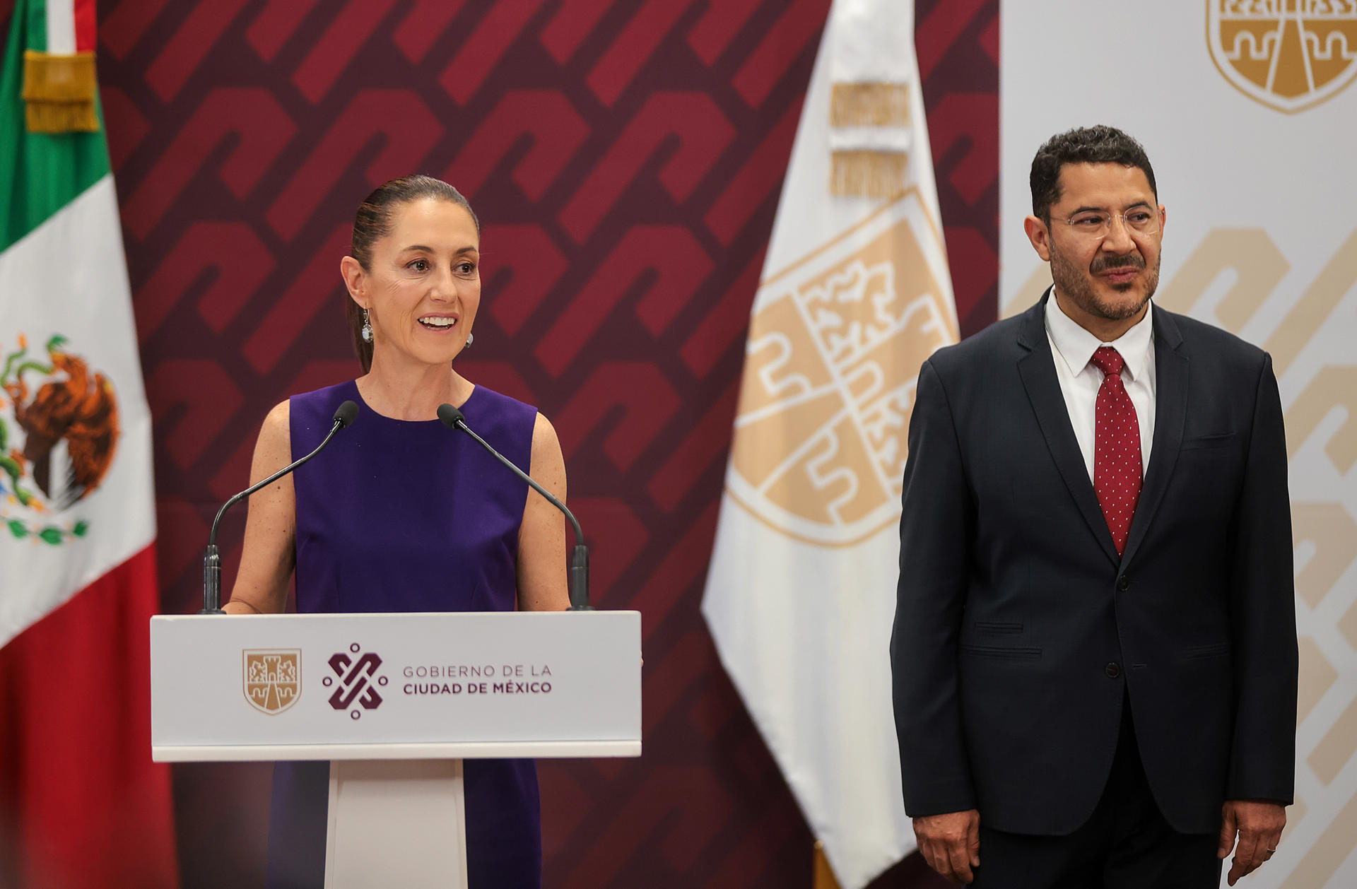 “Le deseo que le vaya muy bien”: AMLO celebra que Martí Batres se quede en Jefatura de Gobierno de la CDMX “Le deseo que le vaya muy bien”: AMLO celebra que Martí Batres se quede en Jefatura de Gobierno de la CDMX