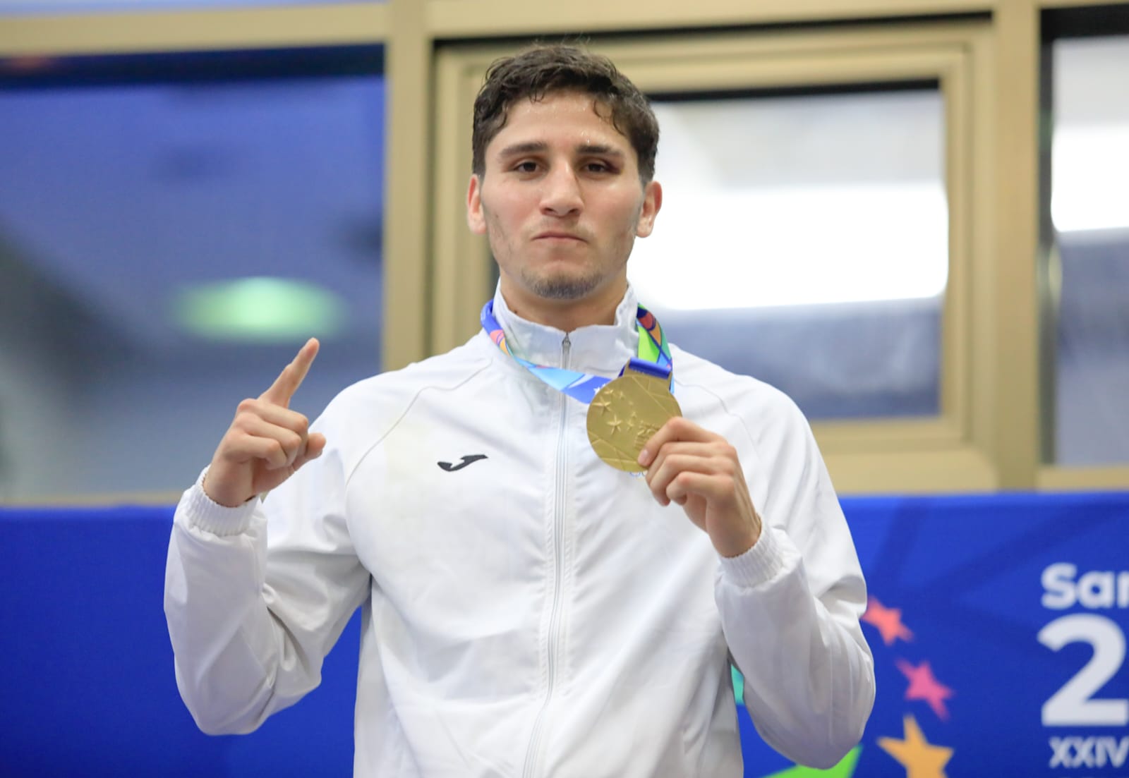 México aumenta su cosecha dorada, mientras que el surf impulsa a El Salvador y a Panamá