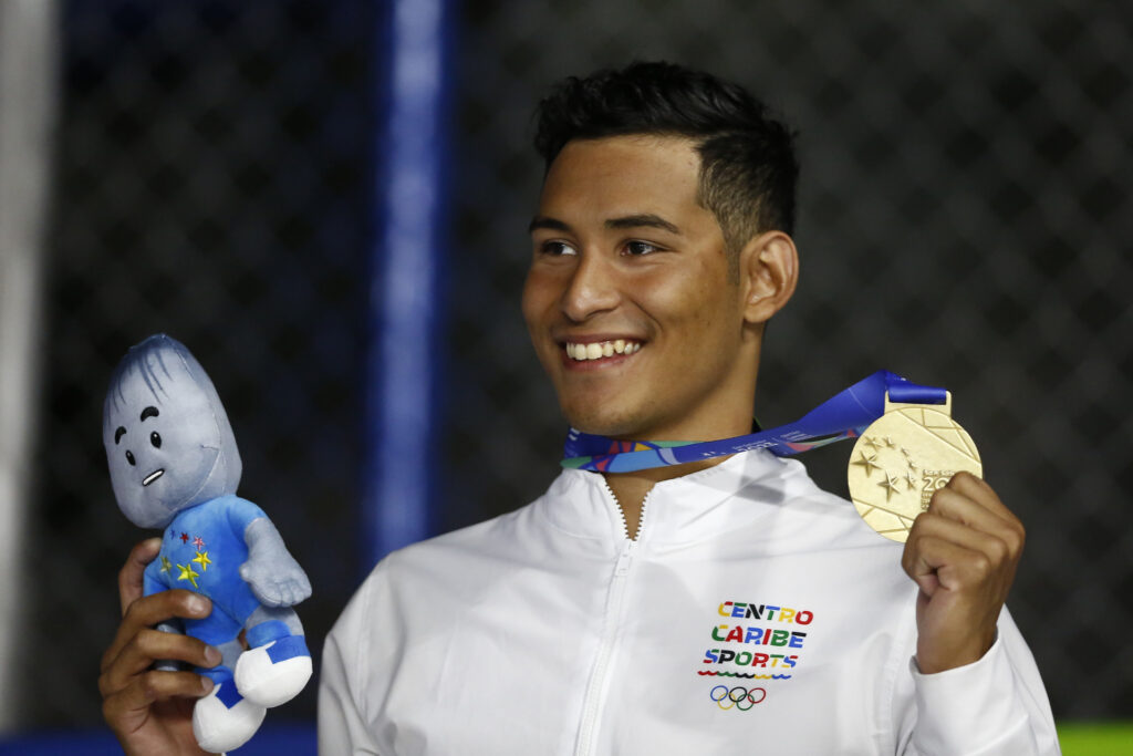 México, Guatemala, Venezuela, Colombia y Cuba se reparten los oros del día dos de natación - mexico-guatemala-venezuela-colombia-y-cuba-se-reparten-los-oros-del-dia-dos-de-natacion-2-1024x683