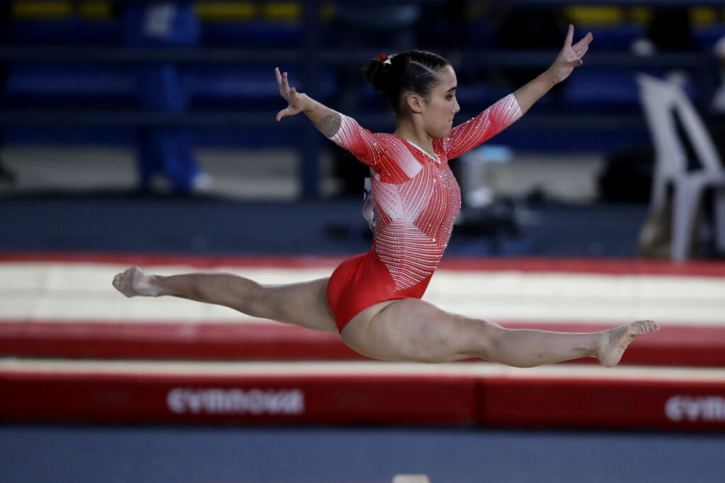 México se lleva el oro en gimnasia artística femenina - mexico-se-lleva-el-oro-en-gimnasia-artistica-femenina-2-1024x683