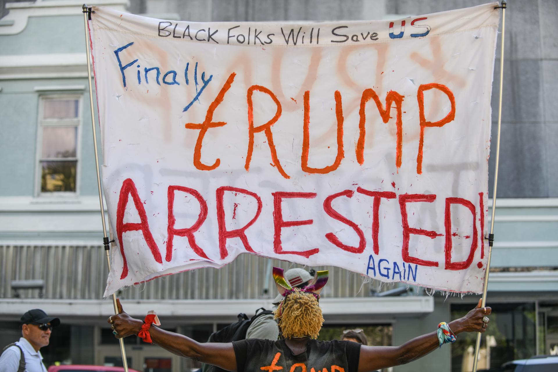 Casa Blanca se defiende de las acusaciones de Trump: “Biden no está involucrado” Casa Blanca se defiende de las acusaciones de Trump: “Biden no está involucrado”