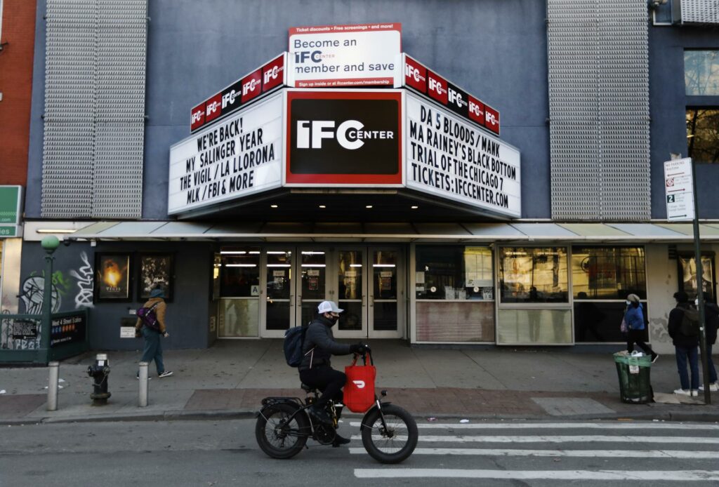 Repartidores de comida en Nueva York exigen leyes que los protejan tras muerte de compañero