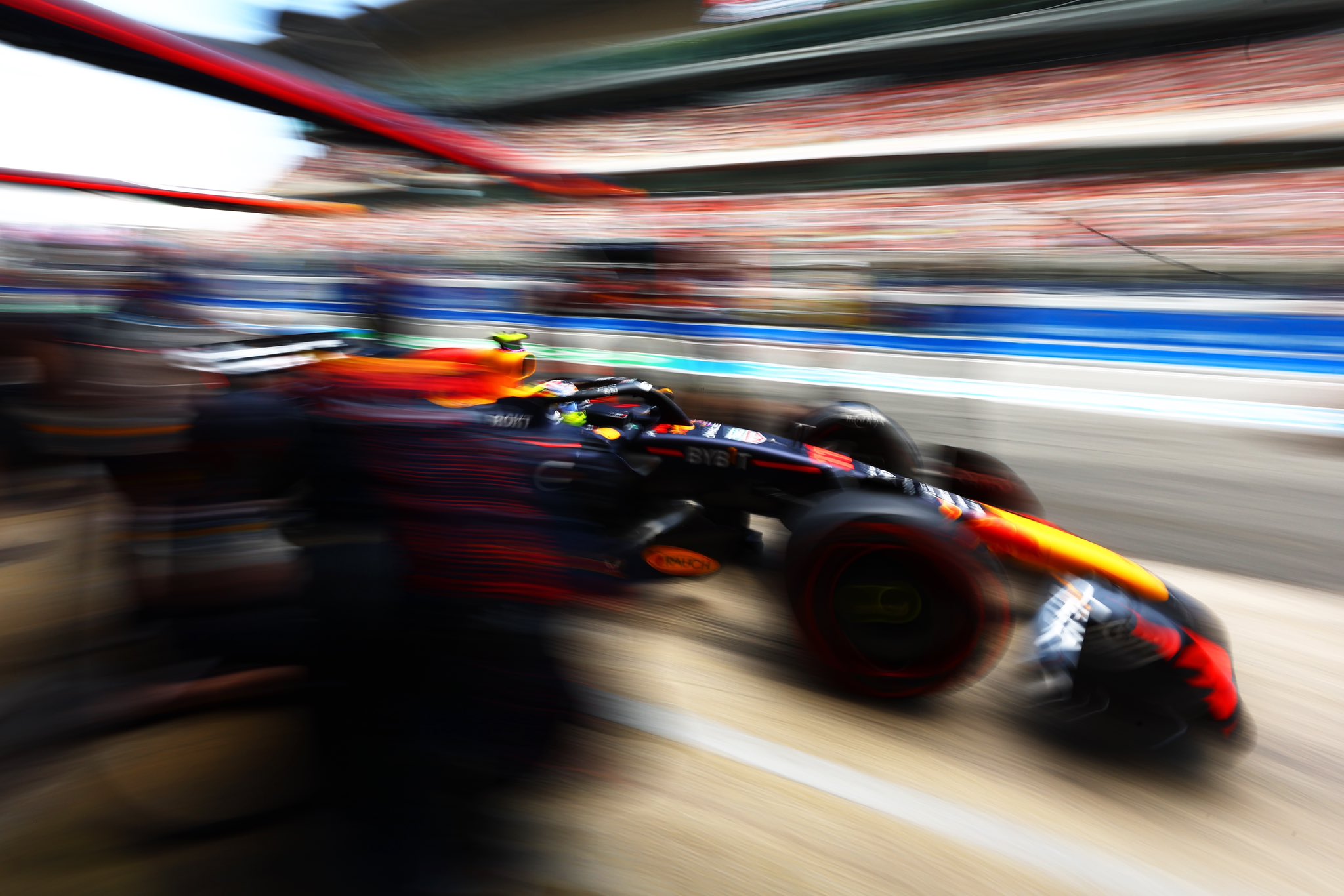 Verstappen se lleva la pole en el GP de España; ‘Checo’ Pérez obtiene el 11 puesto