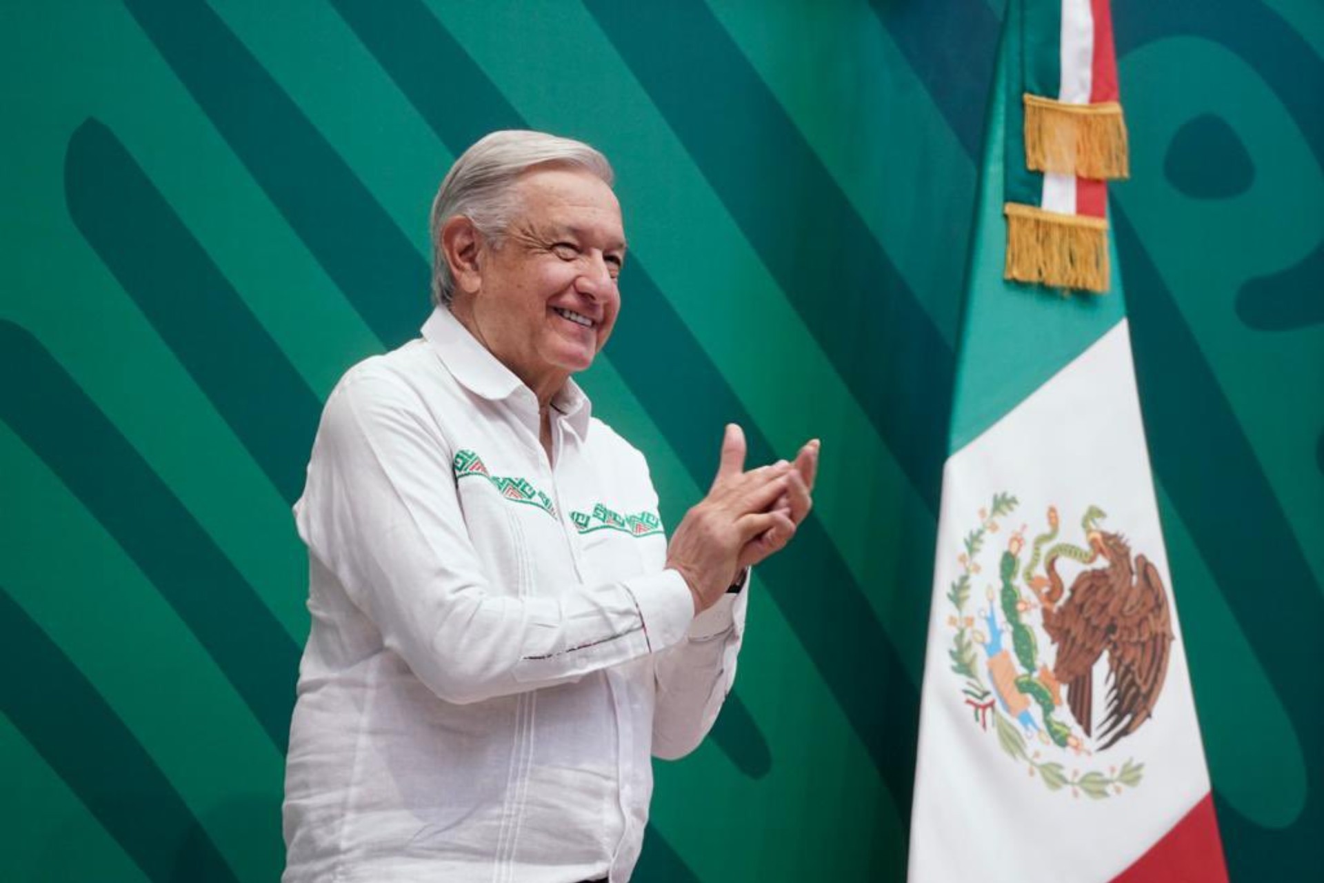 “Soy el dirigente de una transformación”: AMLO sobre señalamientos de ser jefe de campaña de Morena