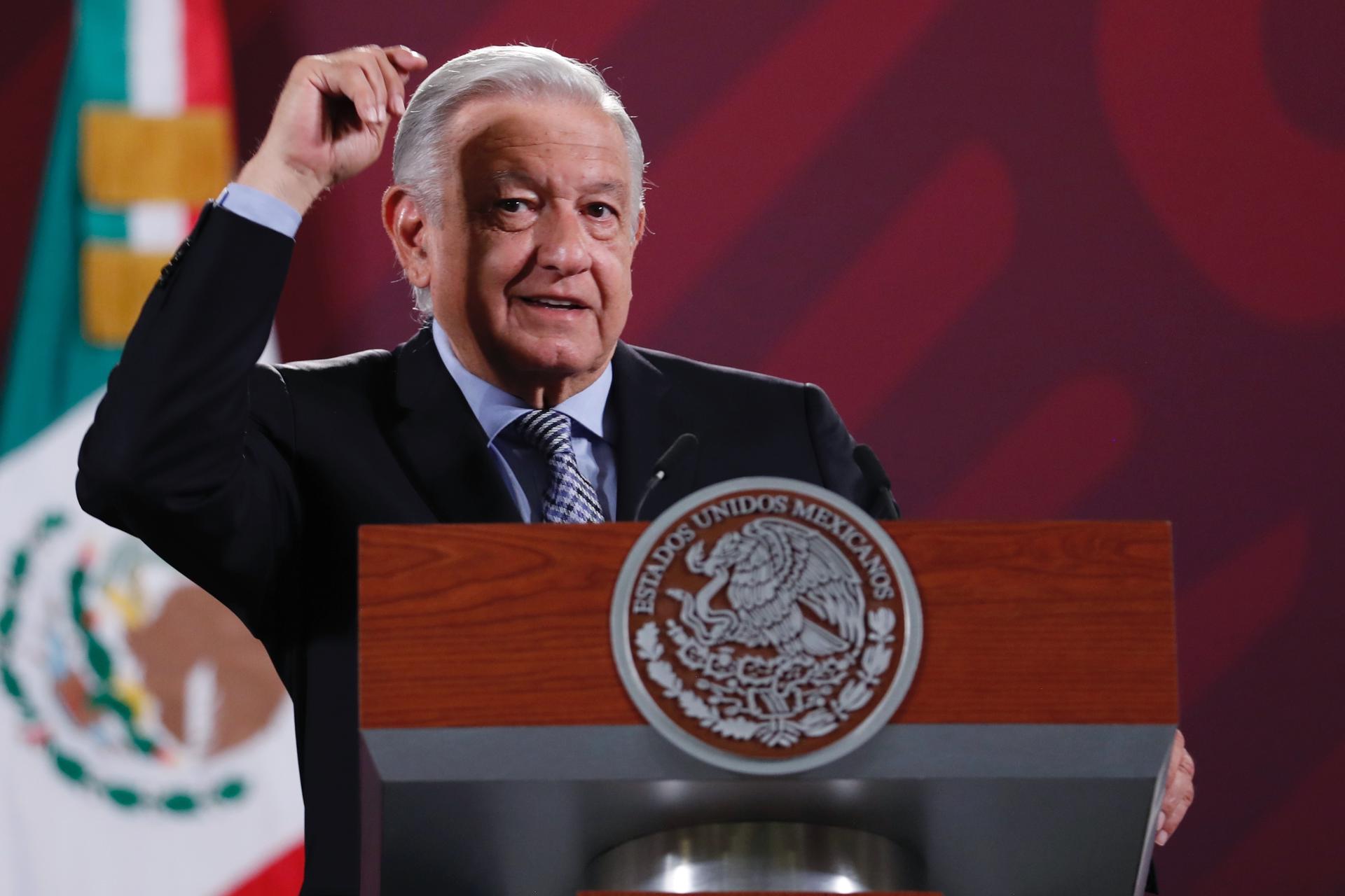 AMLO acusa “guerra mediática” contra su Gobierno