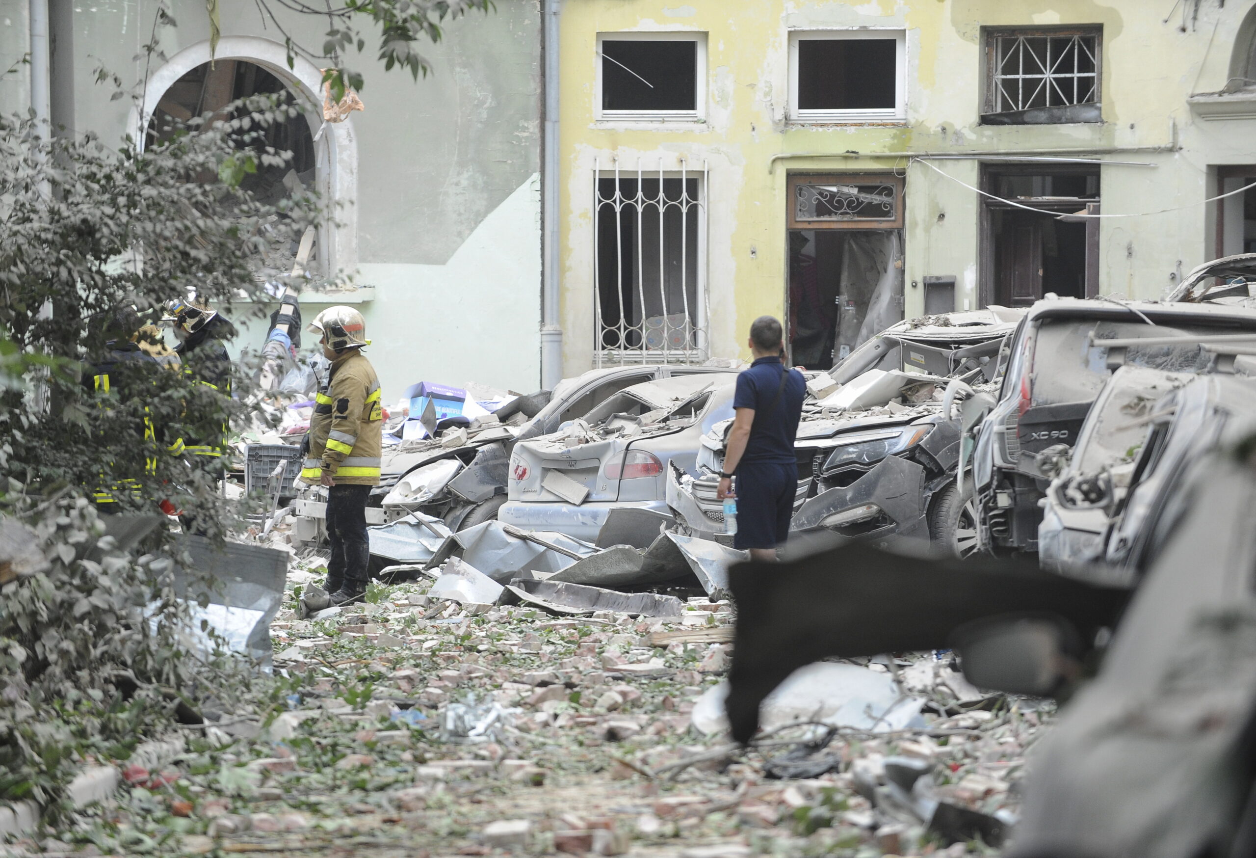 Al menos siete los muertos en bombardeo ruso en Limán