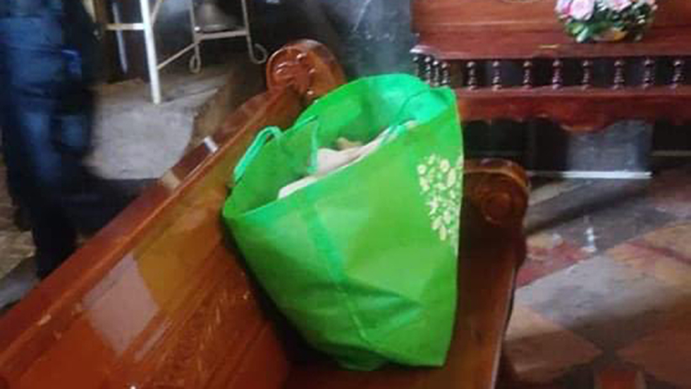 Abandonan a recién nacida en parroquia de Tlaxcala