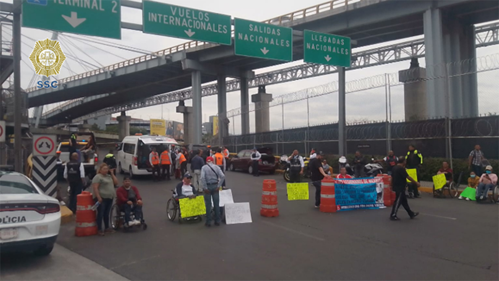 Pacientes con daño medular bloquean acceso al AICM Pacientes con daño medular bloquean acceso al AICM