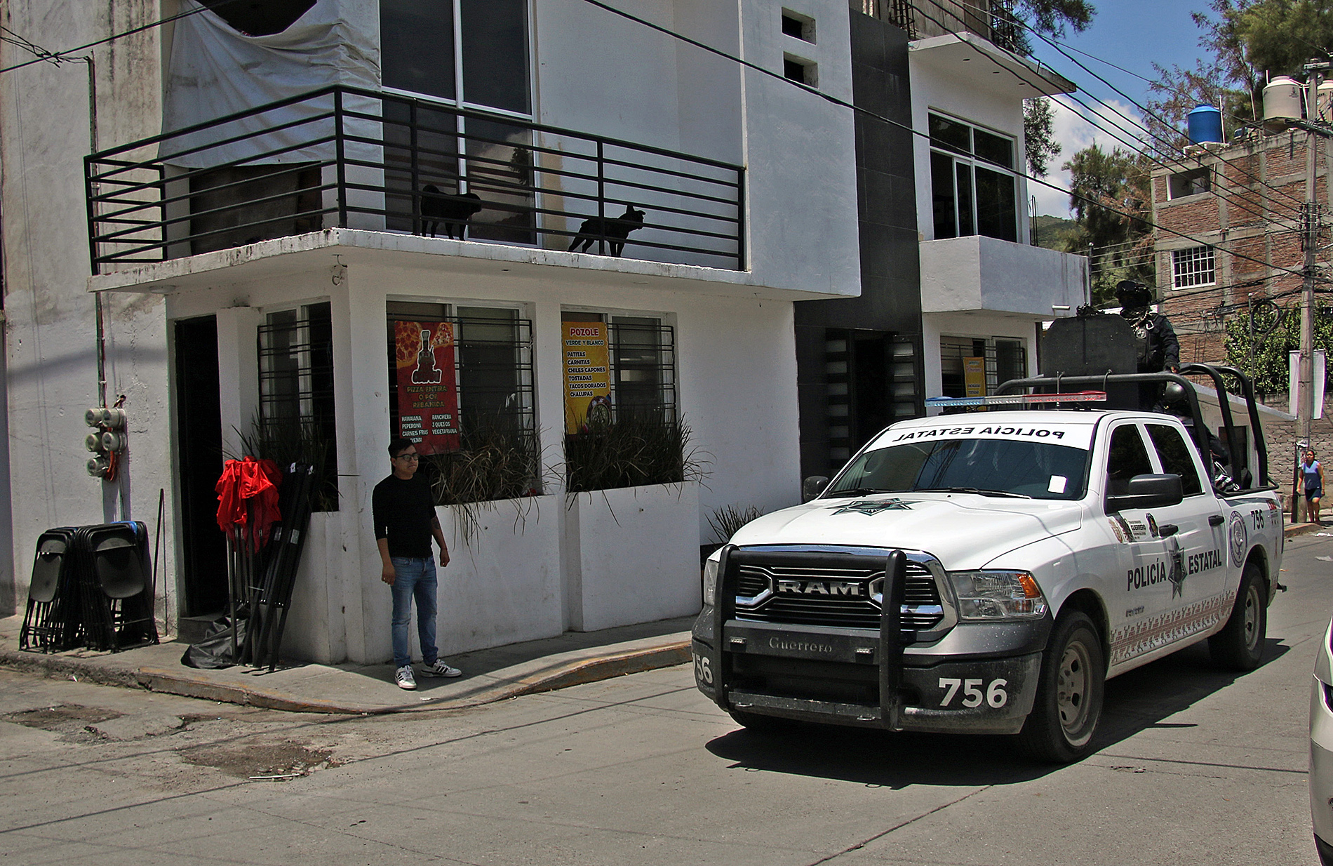 Habitantes de Chilpancingo reanudan sus actividades con zozobra tras violencia Habitantes de Chilpancingo reanudan sus actividades con zozobra tras violencia