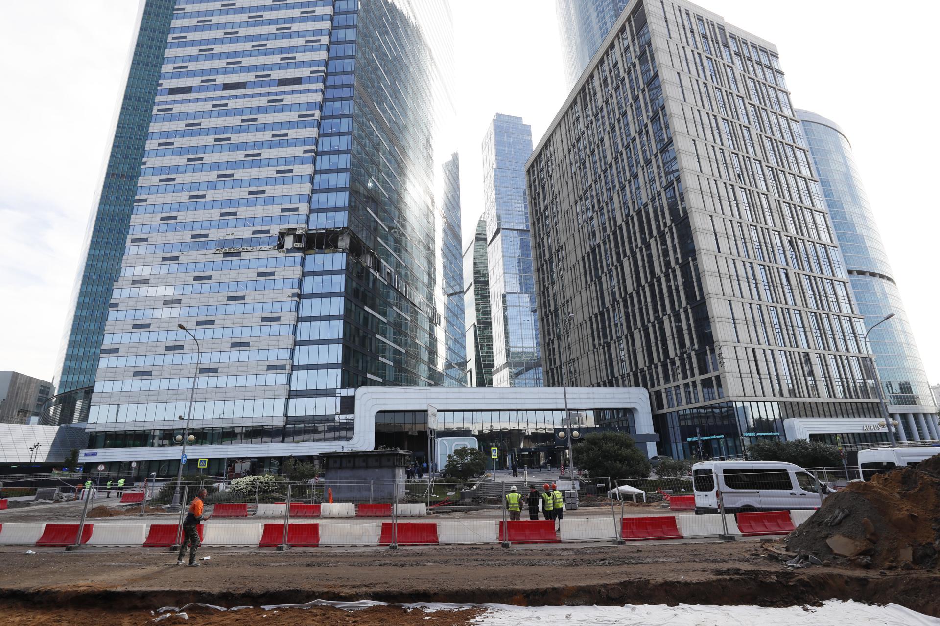 Ataque ucraniano con drones dañó dos torres del conjunto financiero ruso