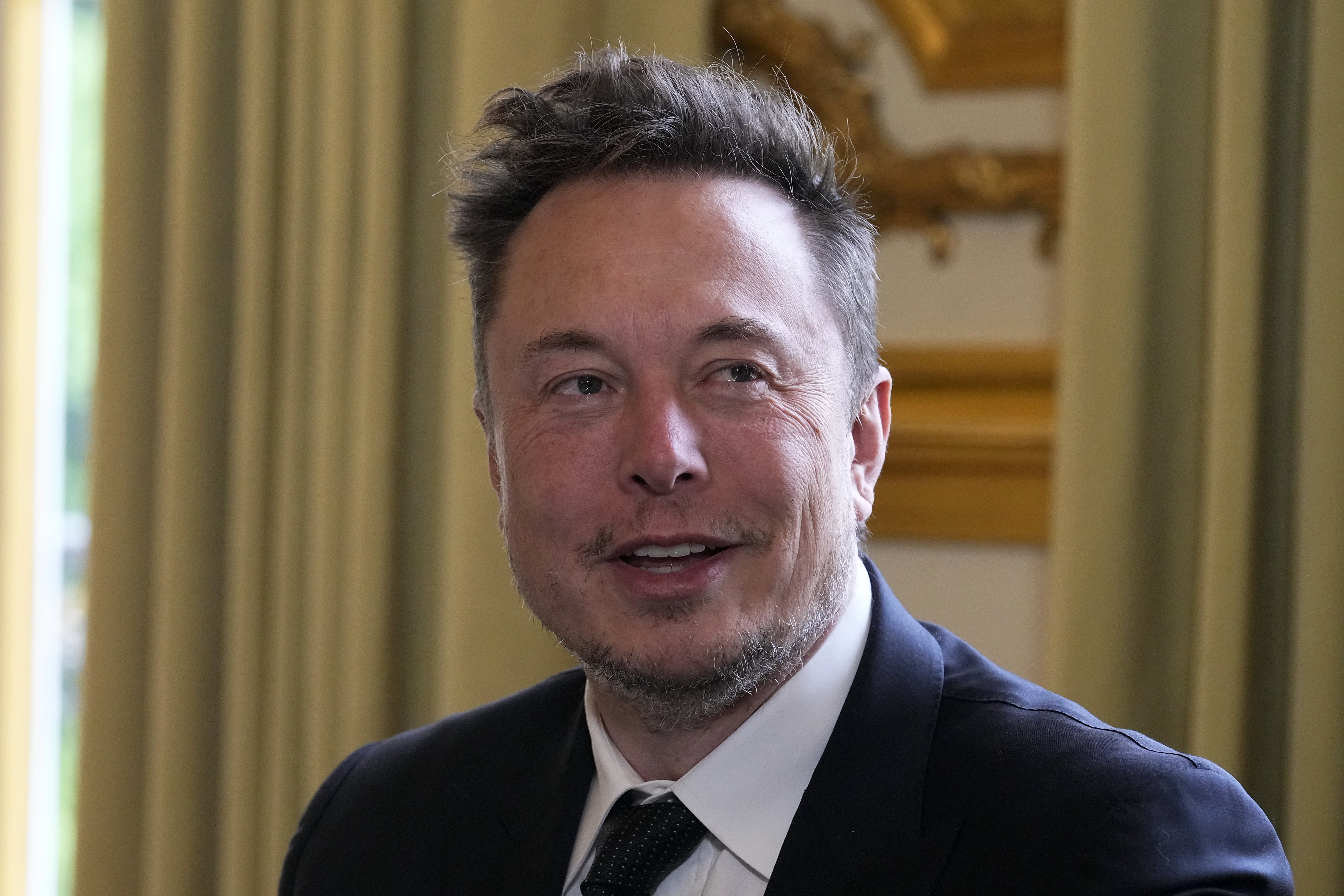 Elon Musk cree que la “superinteligencia” artificial llegará en “cinco o seis años”