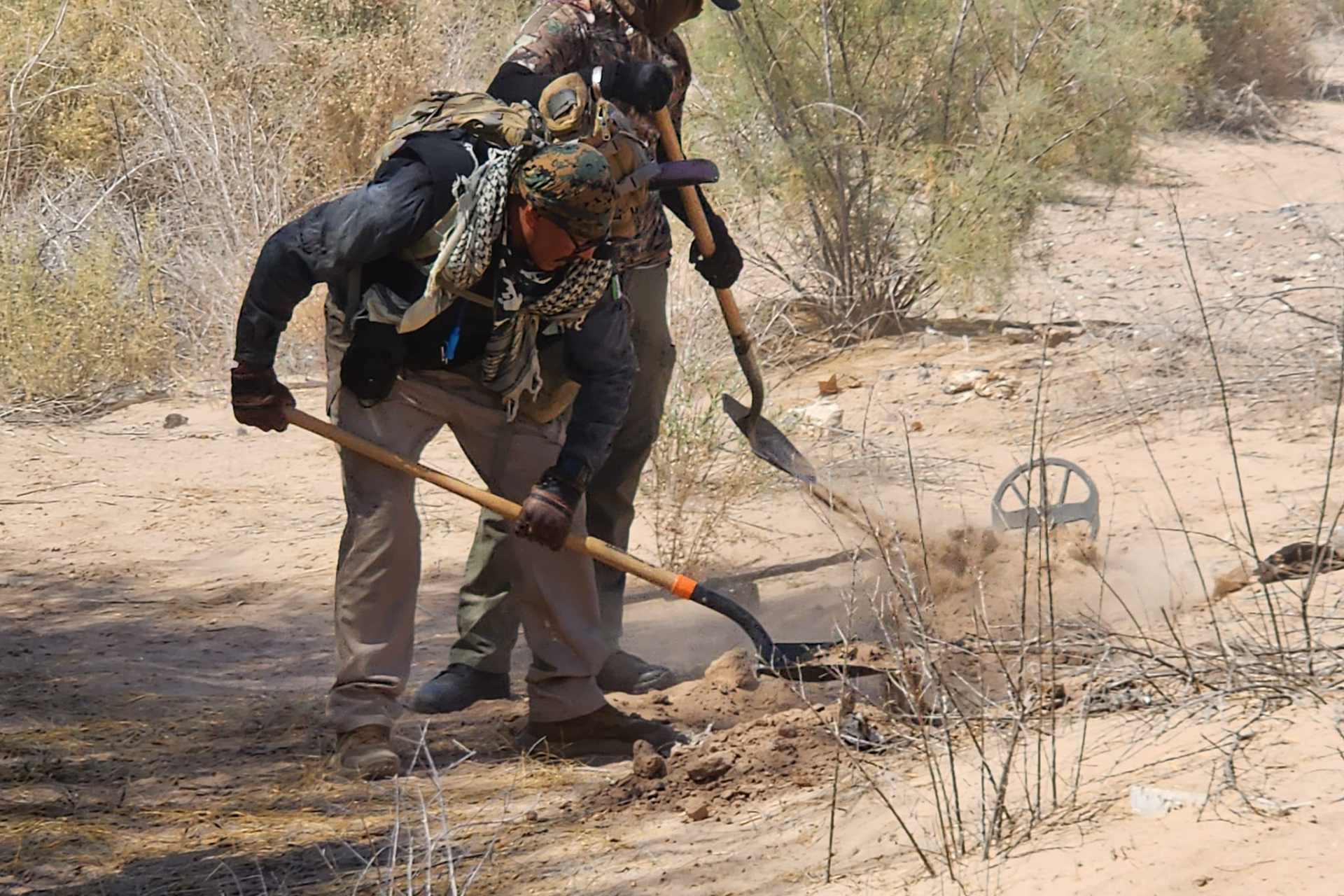 Colectivo reporta hallazgo de 15 cuerpos en fosas de Mexicali, Baja California Colectivo reporta hallazgo de 15 cuerpos en fosas de Mexicali, Baja California