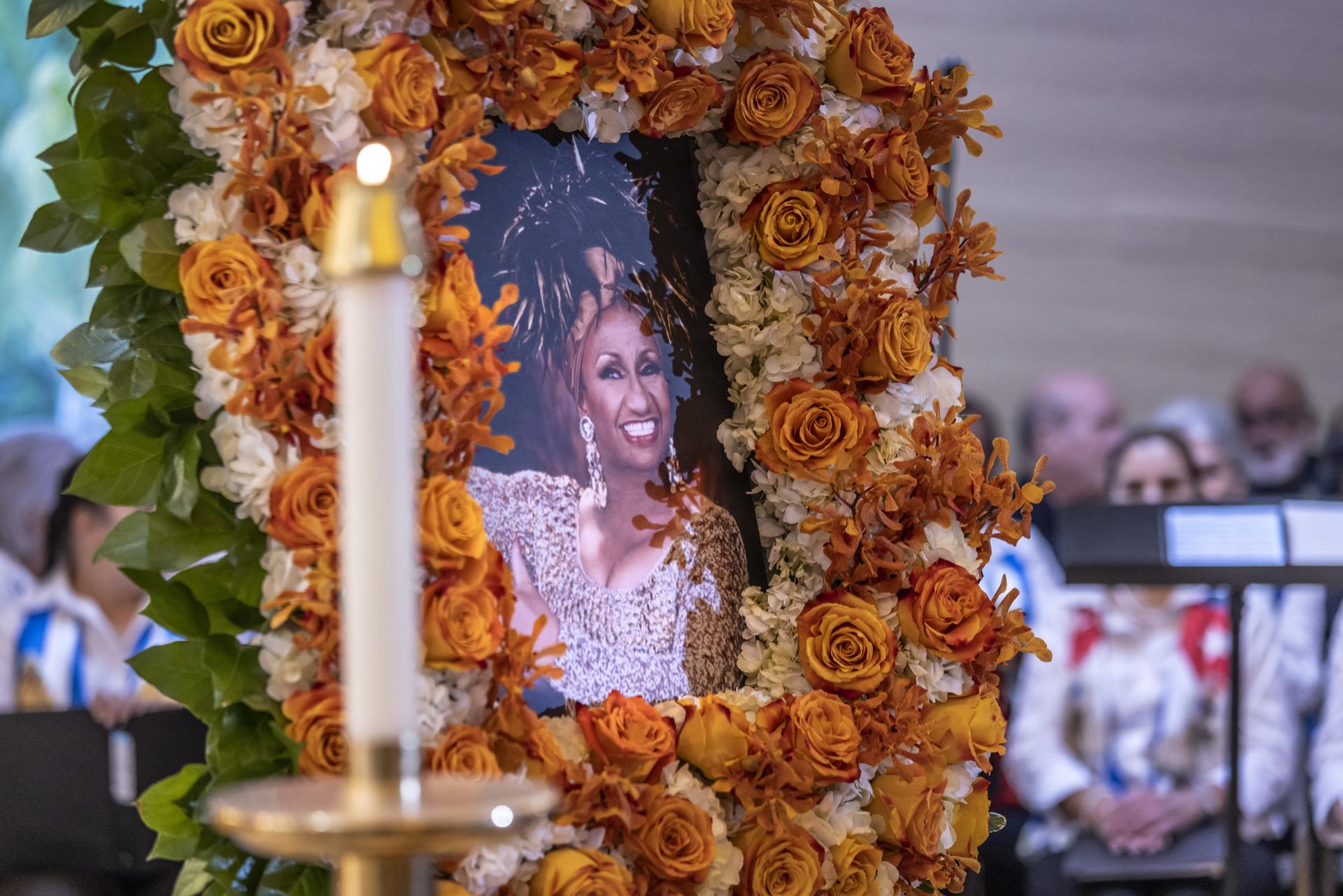 Celia Cruz y su grito “¡Azúcar!” siguen vivos tras cumplirse dos décadas de su muerte Celia Cruz y su grito “¡Azúcar!” siguen vivos tras cumplirse dos décadas de su muerte