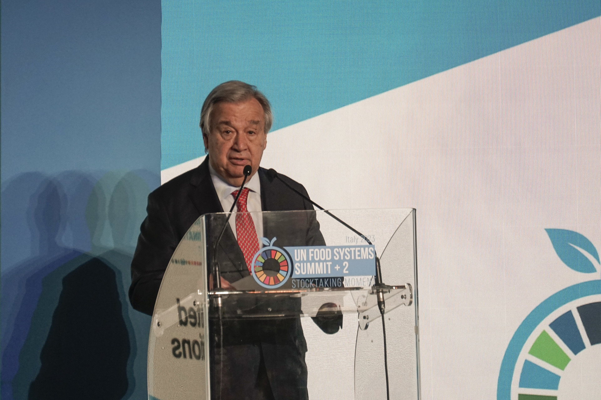 Guterres: “Pido a Rusia que retome la iniciativa de los acuerdos del Mar Negro”