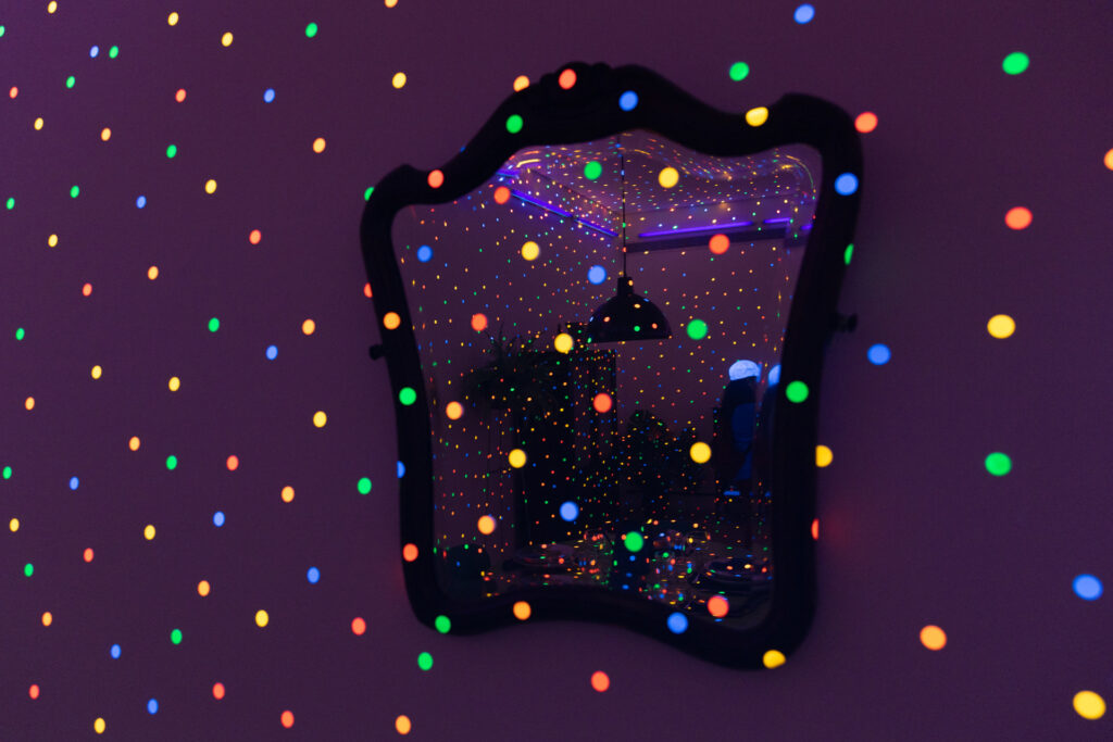 La obras de Yayoi Kusama se unen al mayor museo de arte al aire libre de Latinoamérica - la-obras-de-yayoi-kusama-se-unen-al-mayor-museo-de-arte-al-aire-libre-de-latinoamerica-3-1024x683