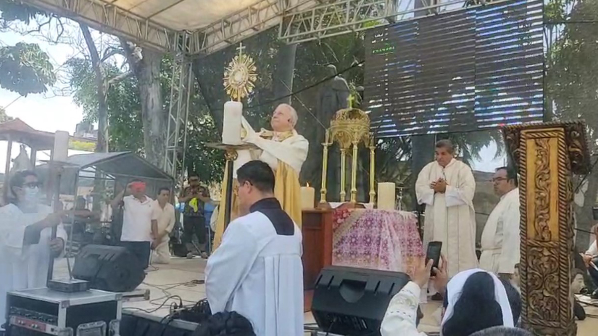 “México está salpicando sangre por todos lados”, denuncia obispo de Cuernavaca