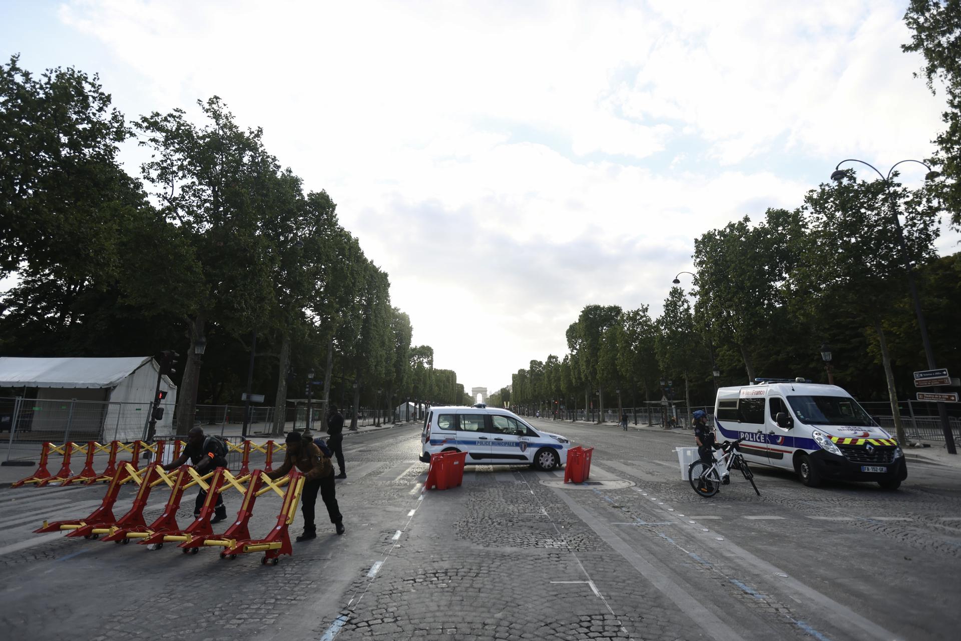 Se entrega el tercer ocupante del coche que conducía el joven Nahel, muerto en Nanterre