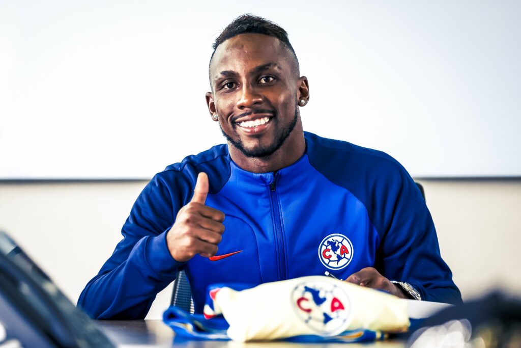 Julián Quiñones quiere jugar para México, asegura Davino - quinones-1024x683