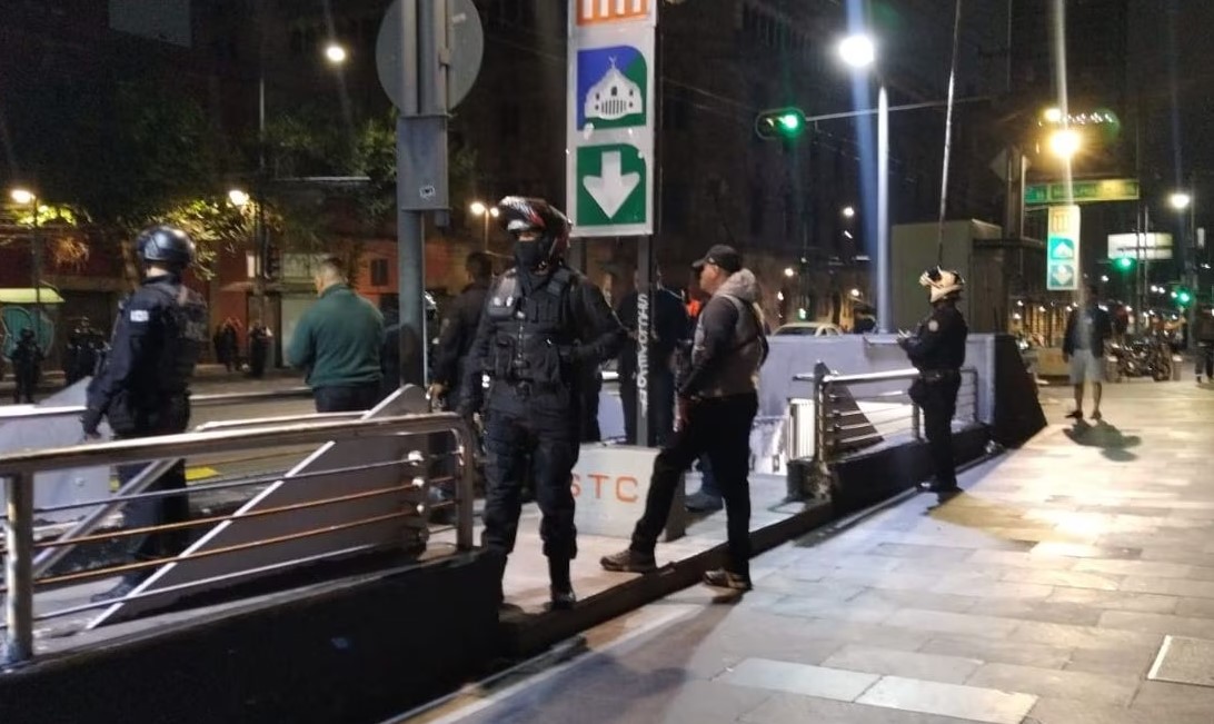 Detienen a tercer implicado en homicidio de hombre en estación Bellas Artes del Metro Detienen a tercer implicado en homicidio de hombre en estación Bellas Artes del Metro