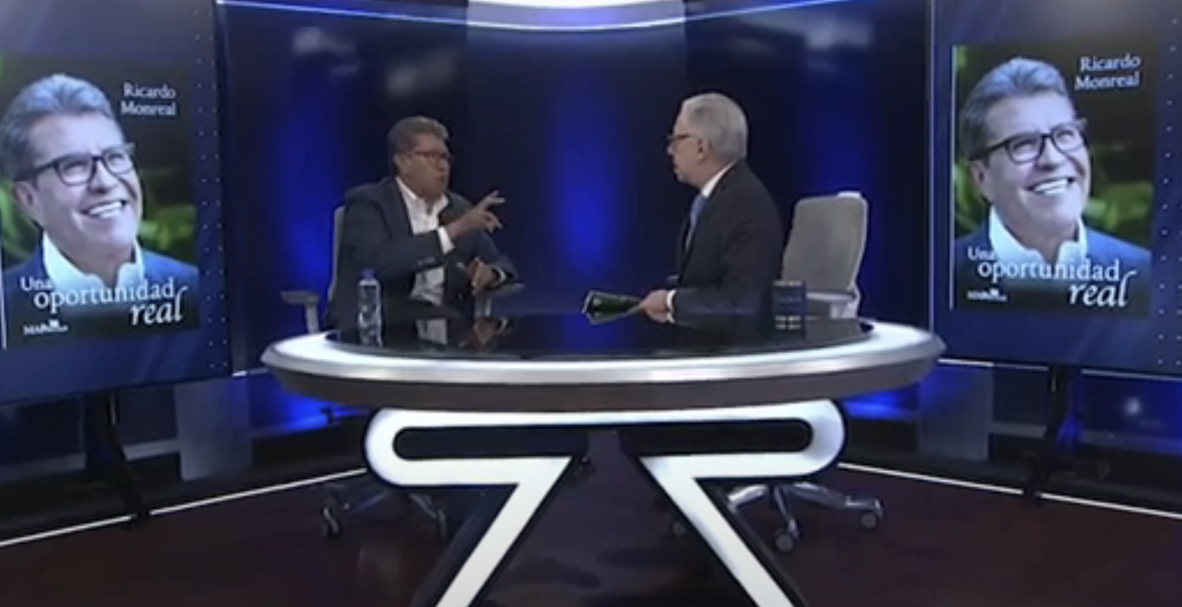 Ricardo Monreal asegura que se queda en Morena