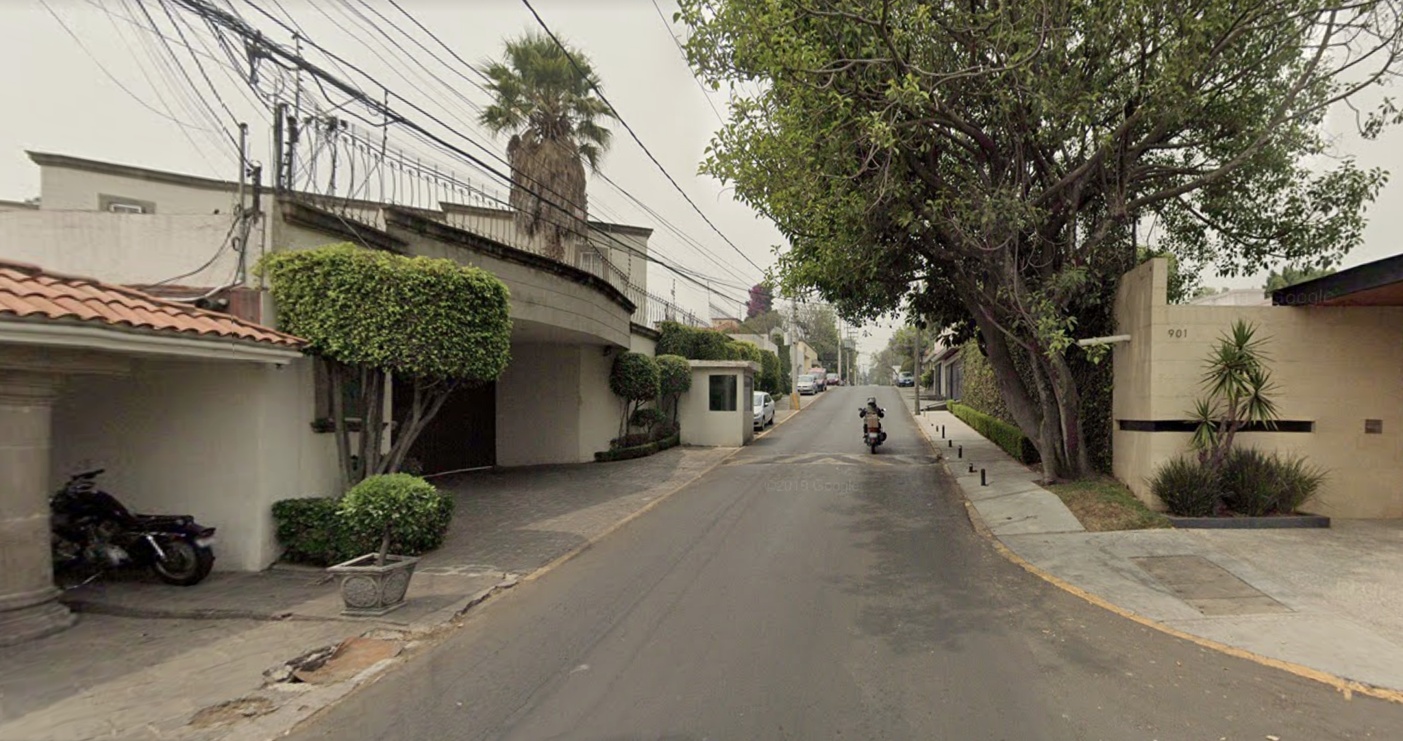 Robo en Jardines del Pedregal: amenazan y amarran a familia por cuatro horas