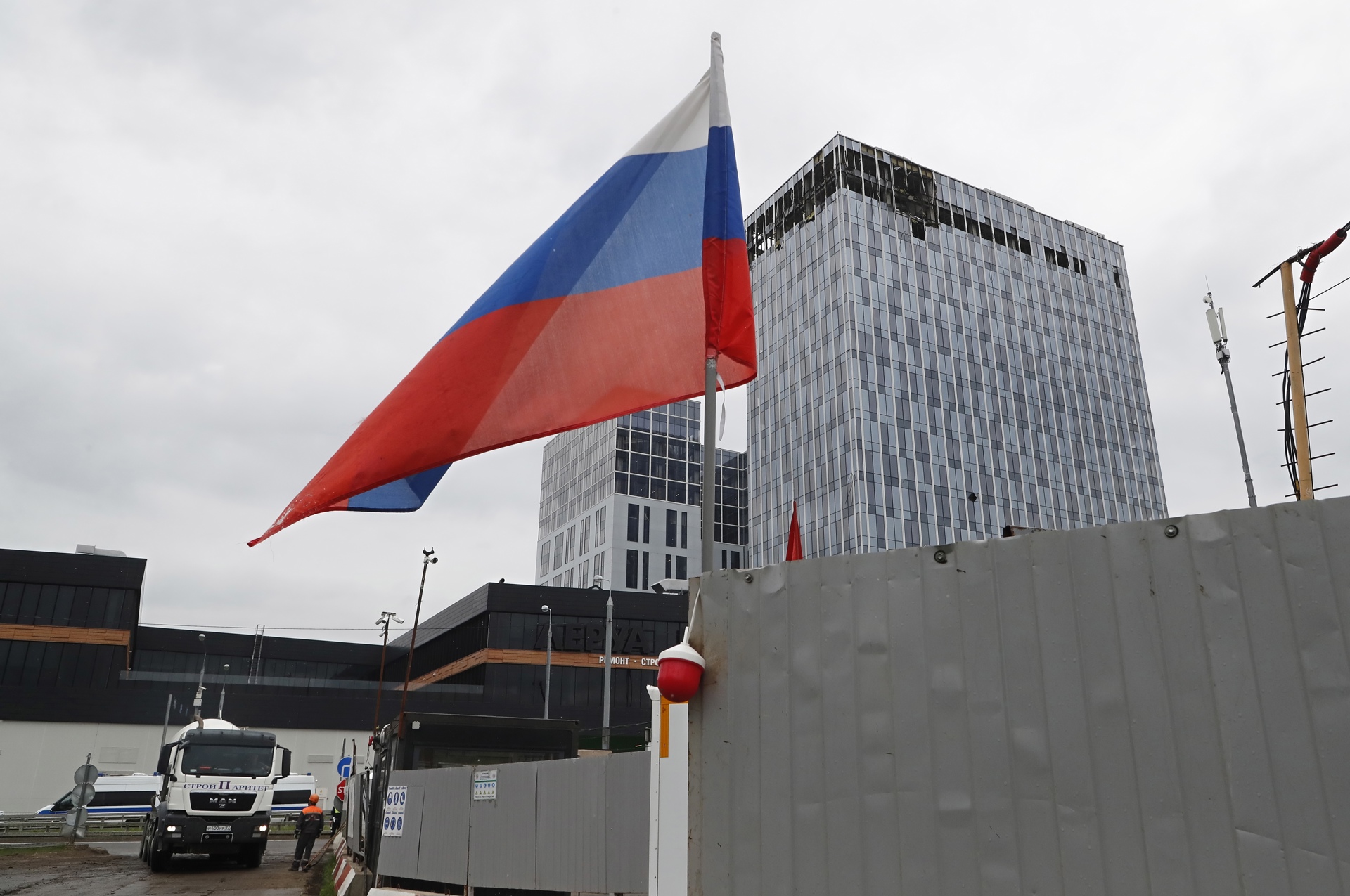 EE.UU. y Ucrania comienzan negociaciones para aumentar su cooperación militar