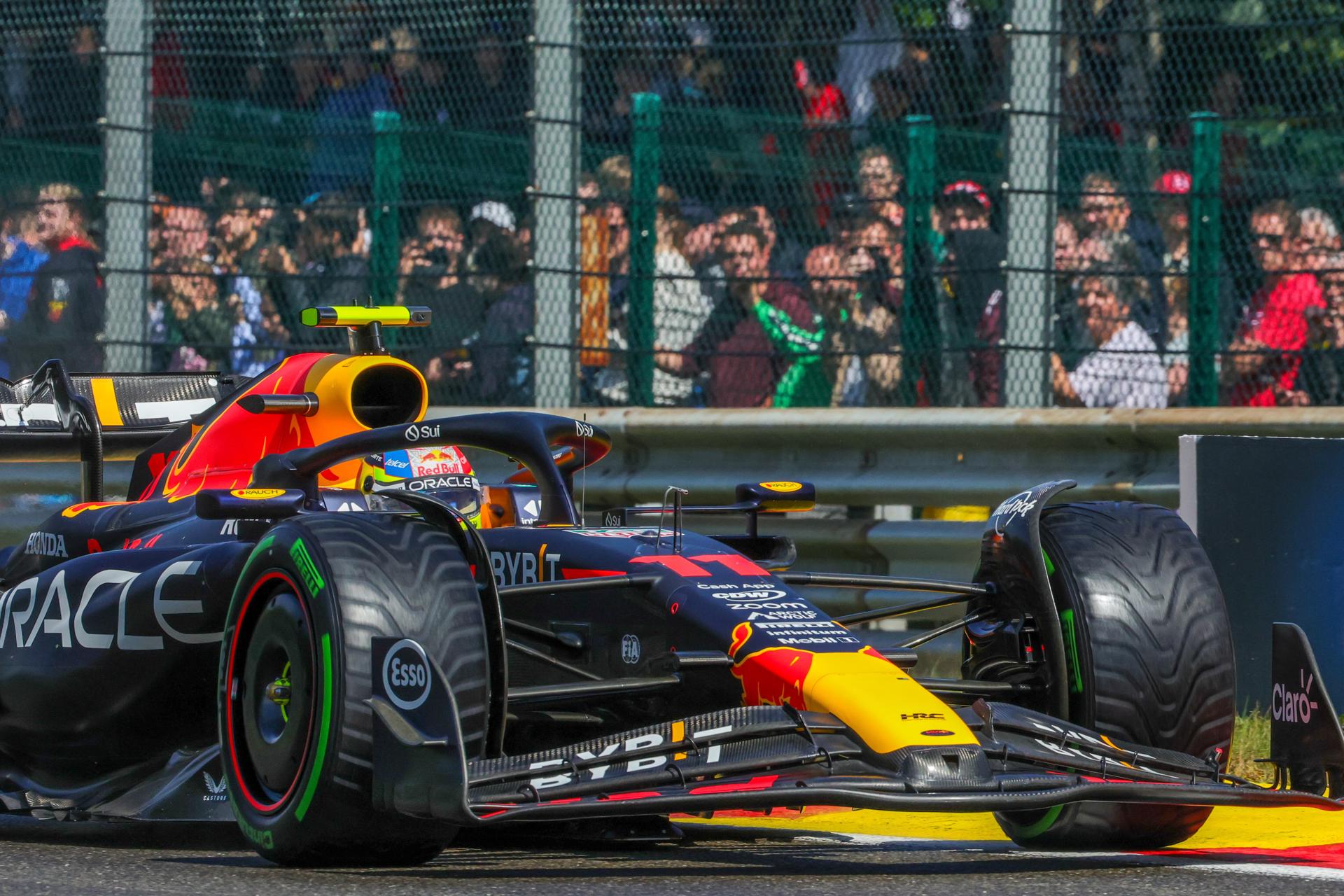“Hoy perdimos puntos, pero con ganas de correr mañana”: Checo Pérez