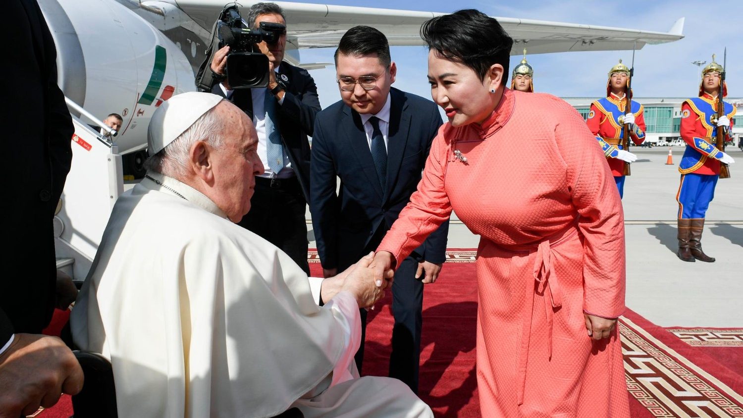 Papież Franciszek przybywa do Mongolii i będzie odpoczywał przez cały dzień