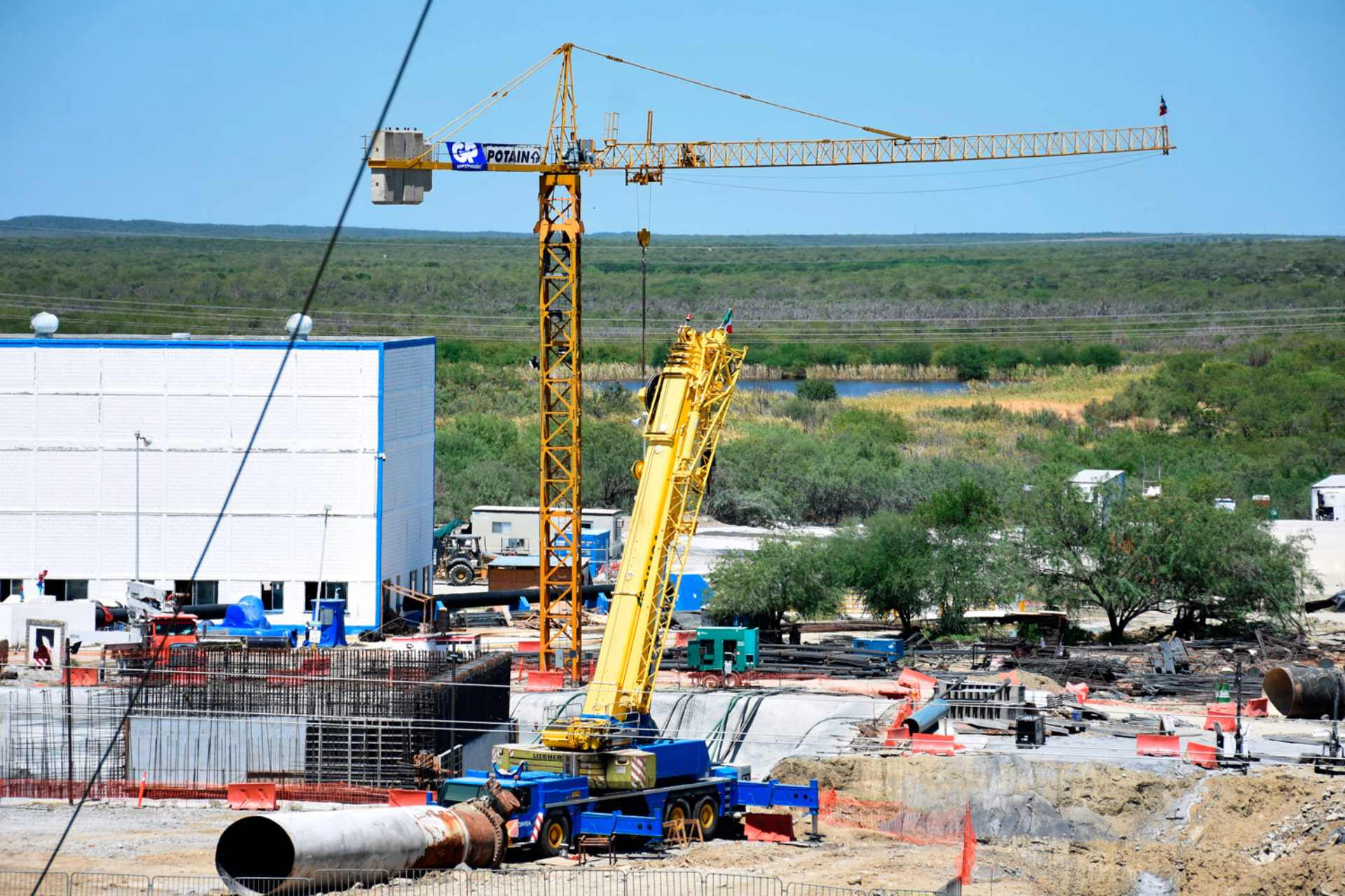 “Obra ya está terminada”: AMLO defiende obra Acueducto El Cuchillo II “Obra ya está terminada”: AMLO defiende obra Acueducto El Cuchillo II