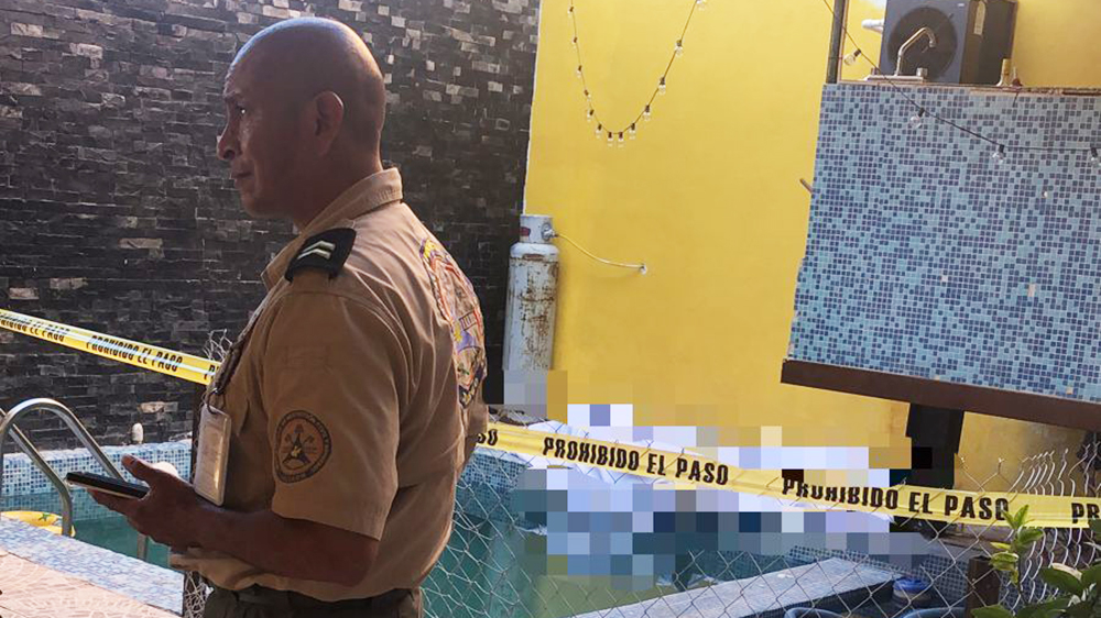 Hermanas murieron electrocutadas en alberca al intentar ayudar a niño Hermanas murieron electrocutadas en alberca al intentar ayudar a niño