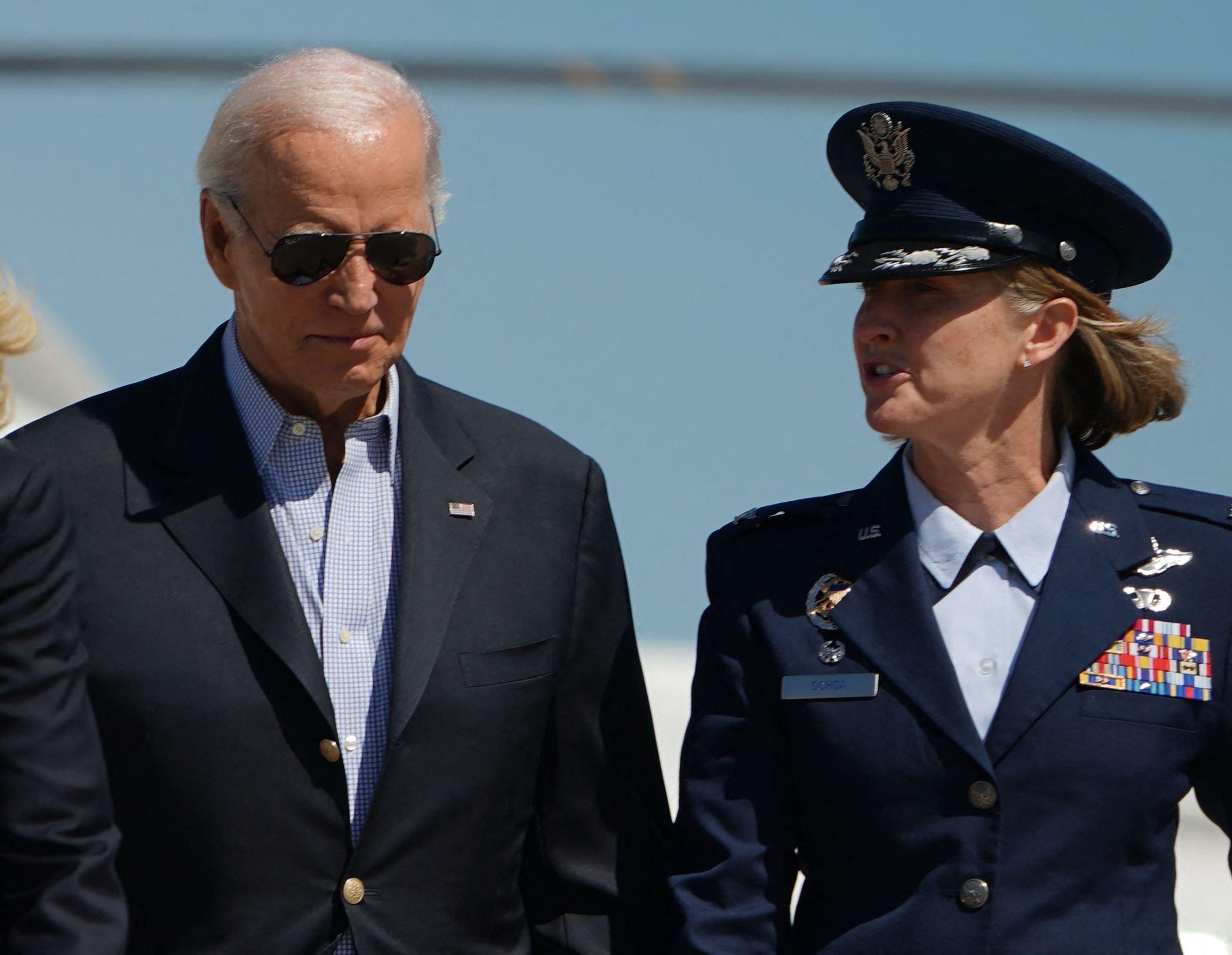 Biden llega a Florida para evaluar daños de Idalia, con ausencia de DeSantis