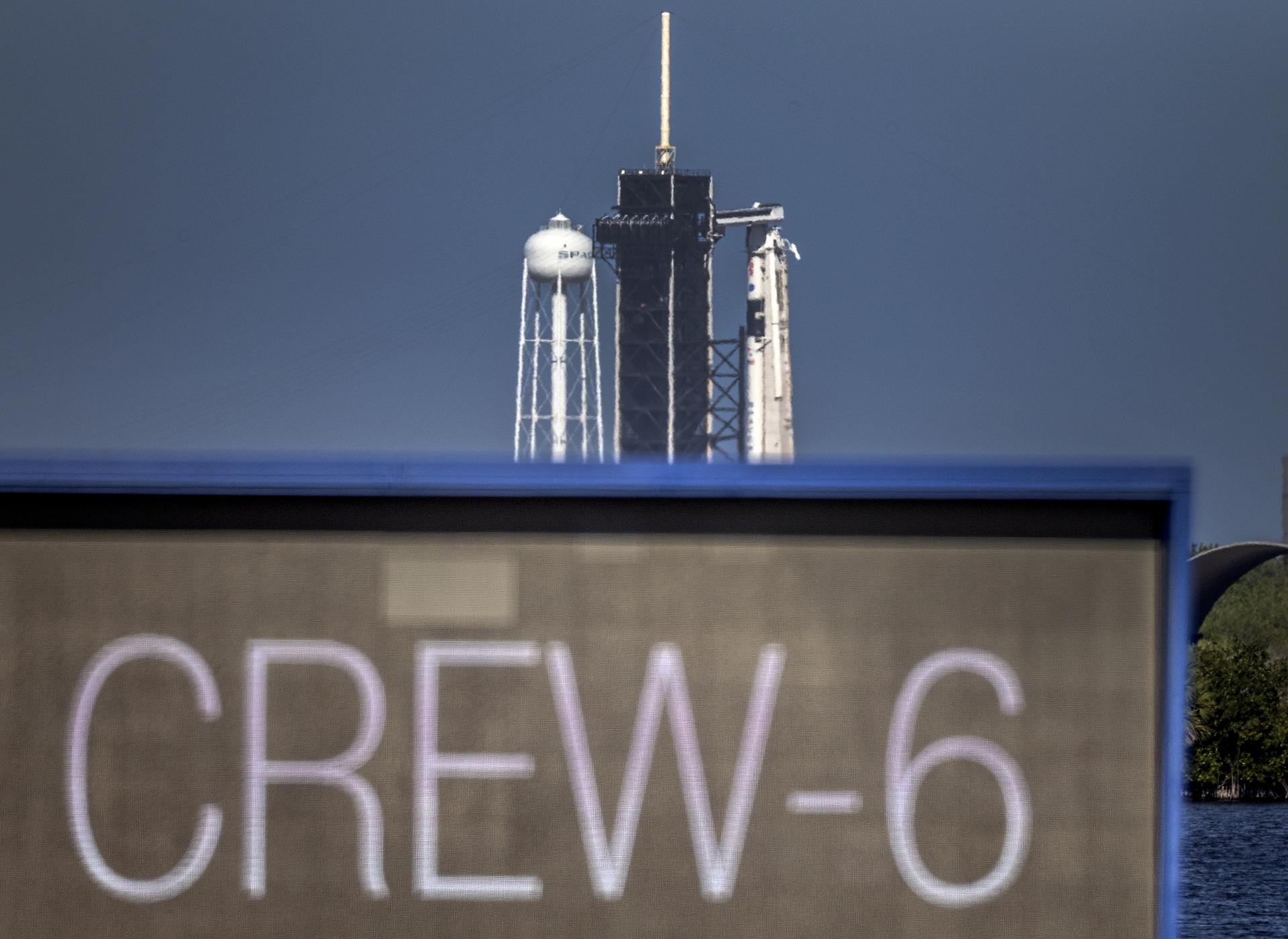 Cápsula Dragon se separa de la EEI y la Crew-6 inicia su regreso a la costa de Florida