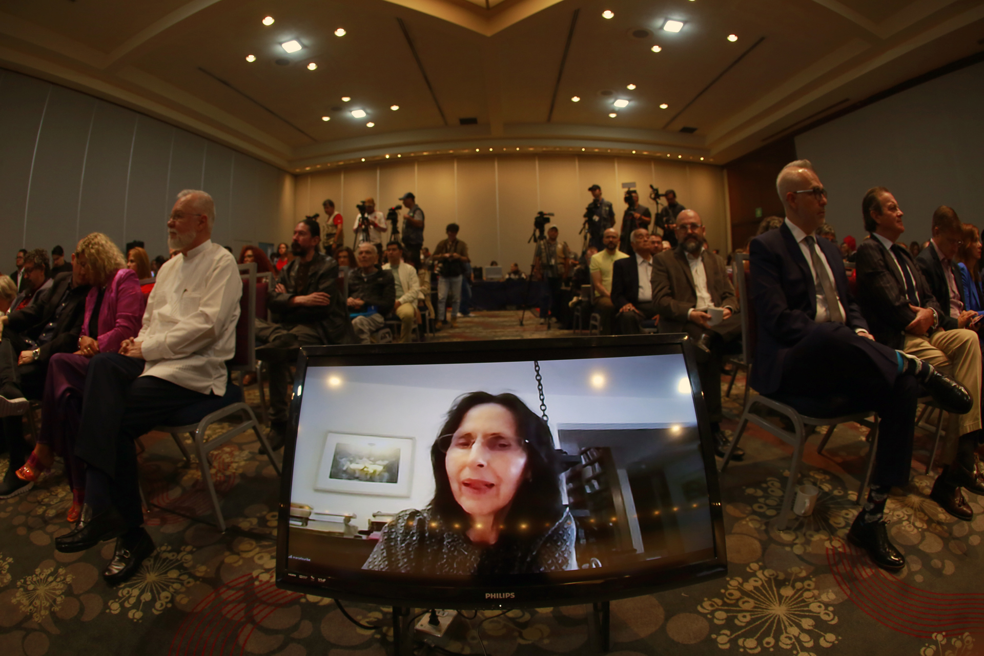 La escritora Coral Bracho gana el Premio FIL de Literatura 2023 La escritora Coral Bracho gana el Premio FIL de Literatura 2023