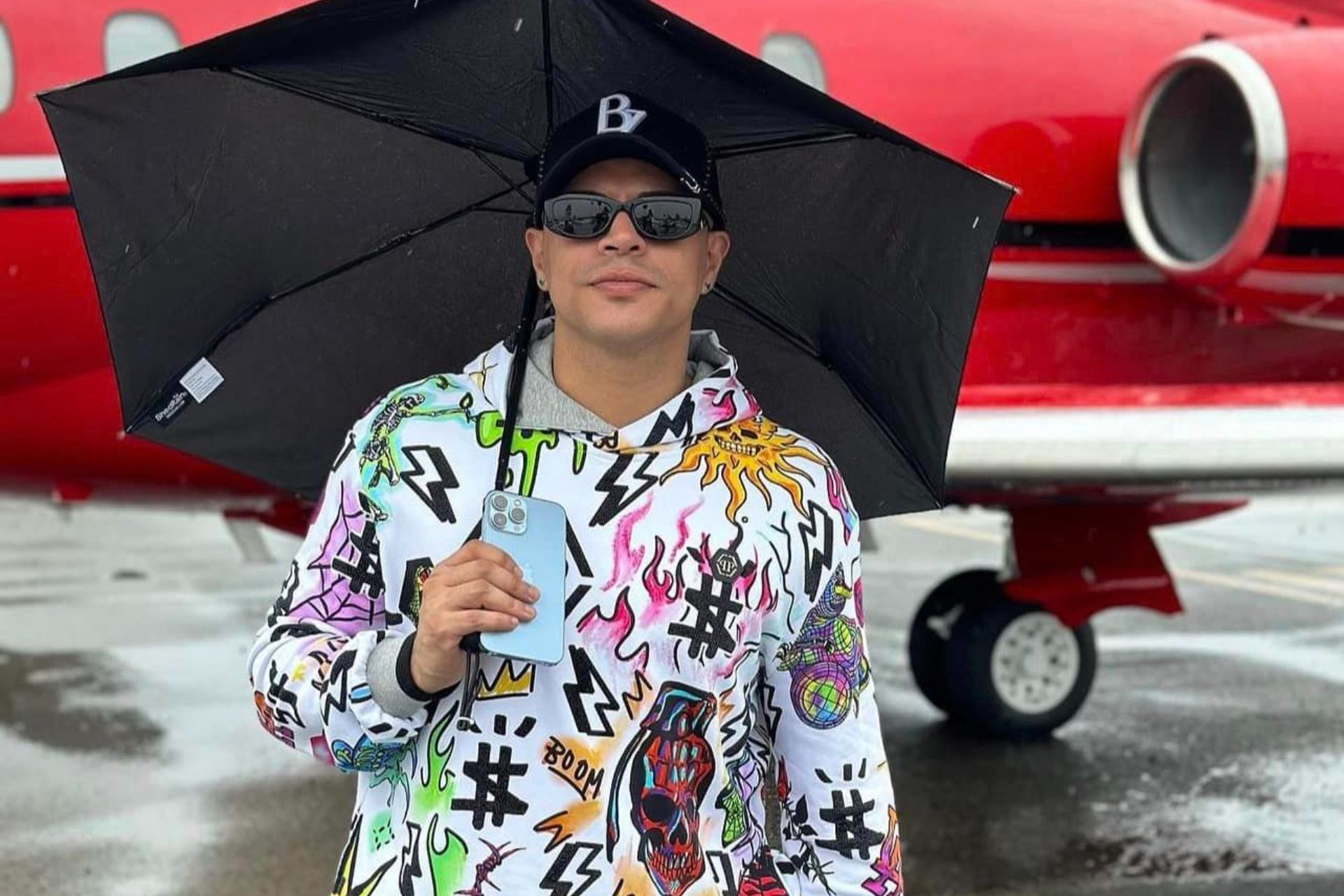 Cantante Eduin Caz denuncia que fue víctima de robo en Miami Cantante Eduin Caz denuncia que fue víctima de robo en Miami