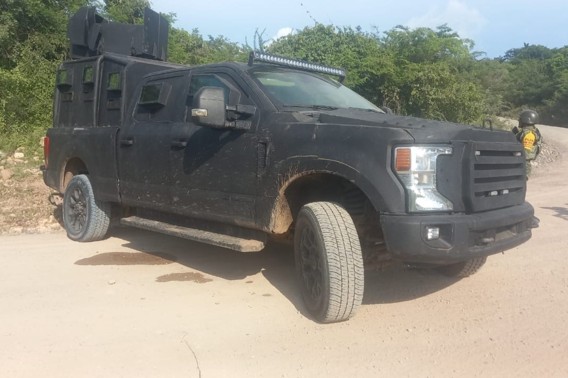 Enfrentamiento entre grupos criminales en Sinaloa deja al menos tres muertos Enfrentamiento entre grupos criminales en Sinaloa deja al menos tres muertos