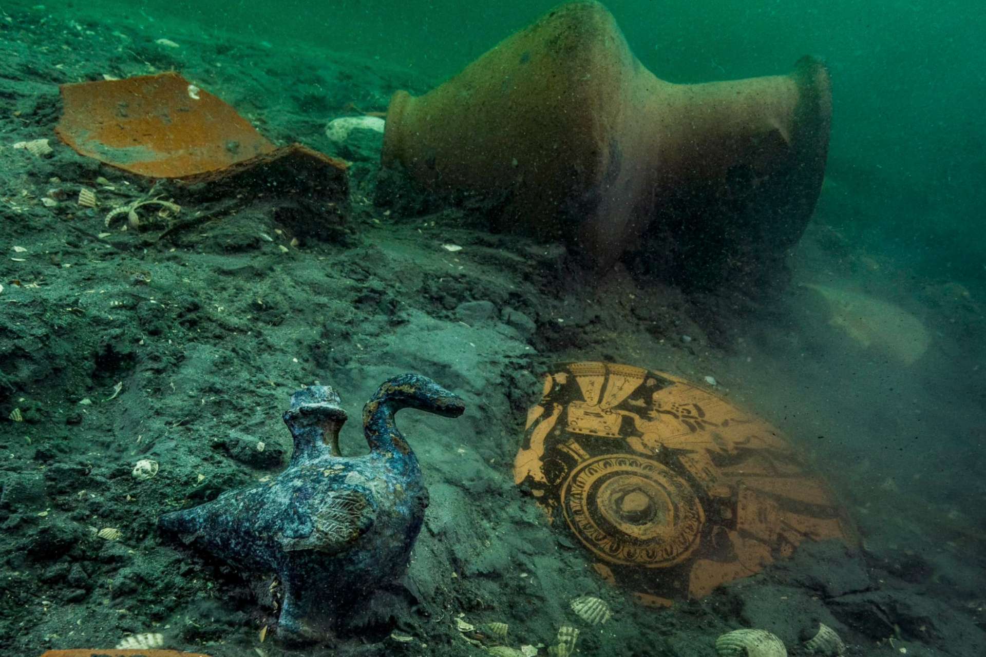 Hallan templo de la diosa Afrodita en urbe sumergida de Thonis-Heraclion, en Egipto Hallan templo de la diosa Afrodita en urbe sumergida de Thonis-Heraclion, en Egipto