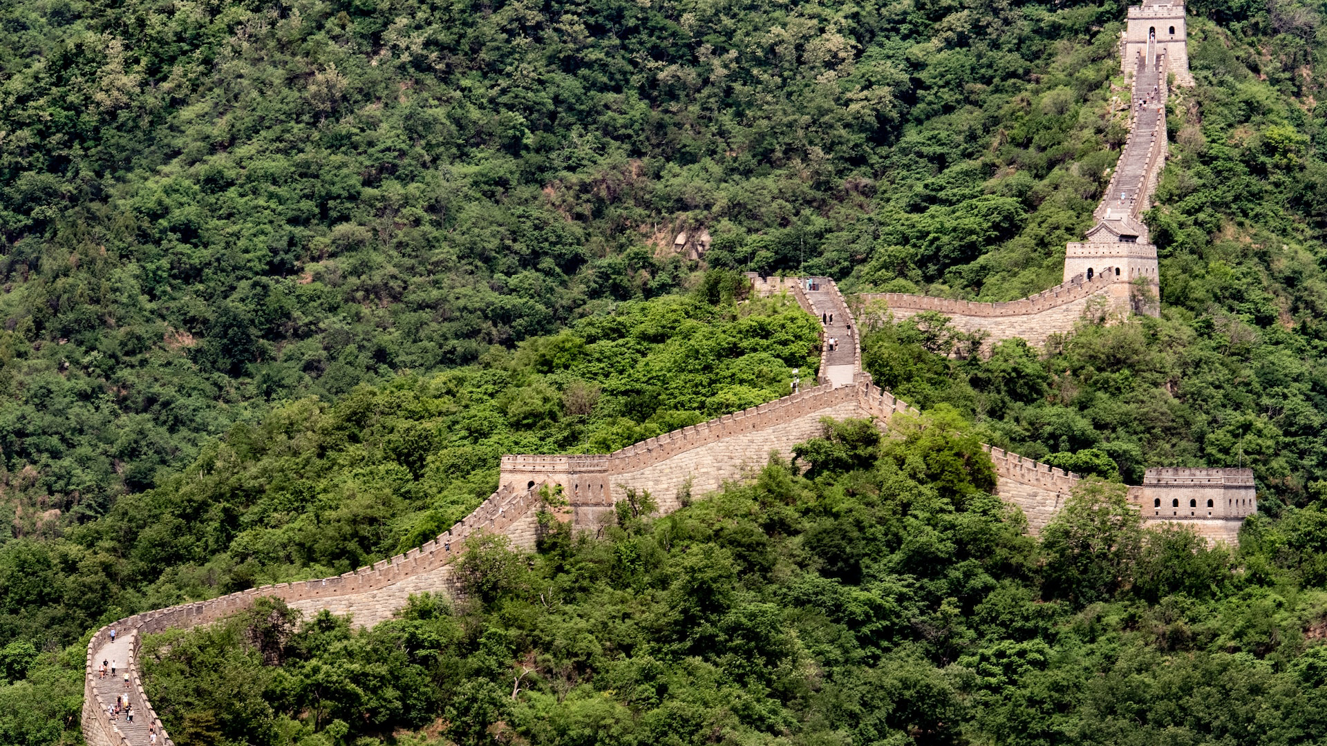Detienen a dos por abrir hueco en la Gran Muralla China