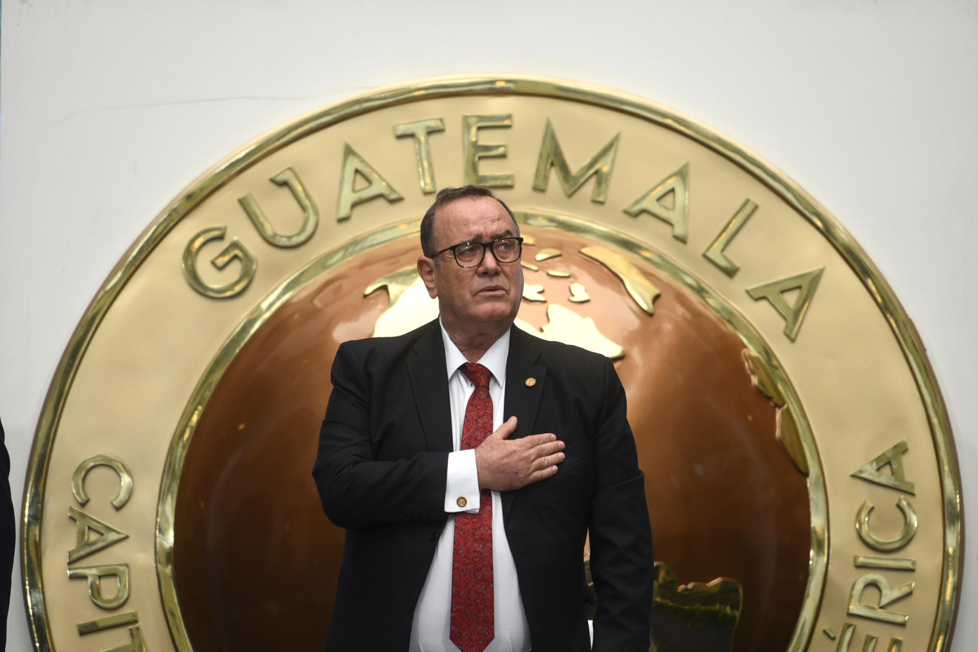Giammattei critica “injerencia internacional” durante proceso electoral de Guatemala