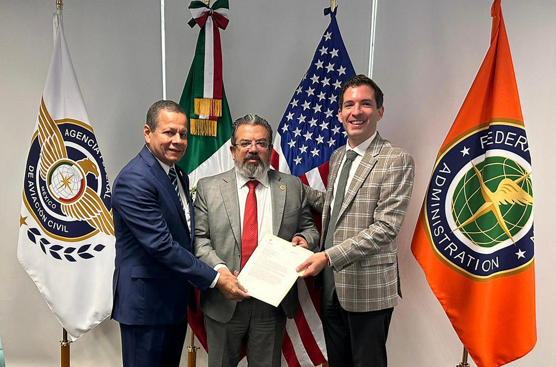 México prevé 50 nuevas rutas aéreas tras recuperar la Categoría 1 de seguridad aérea