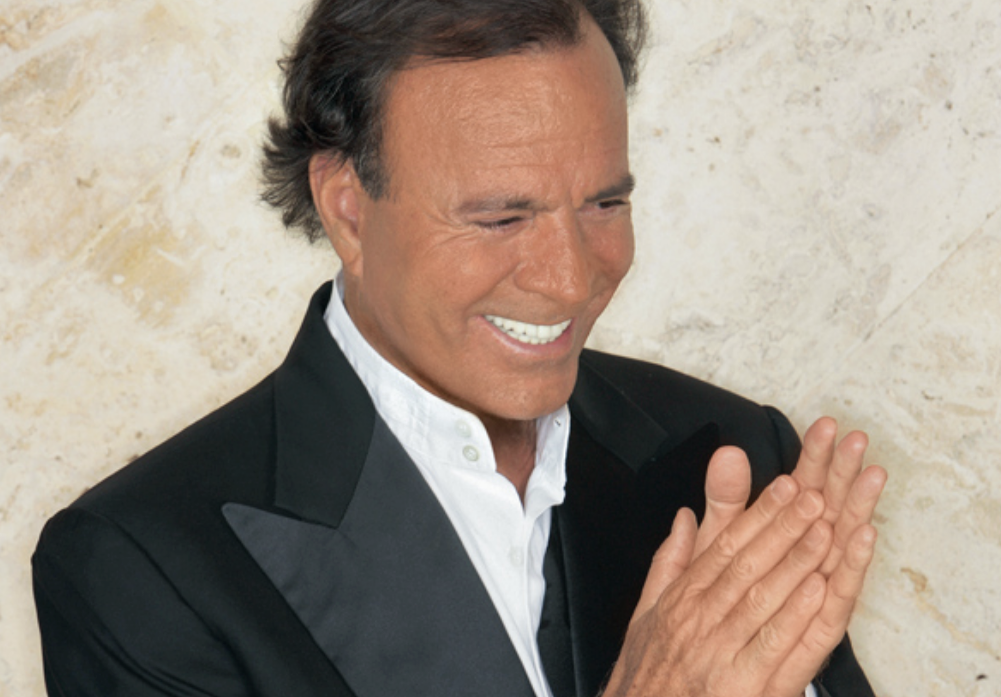 Julio Iglesias, señor de la historia de la música, cumple 80 años