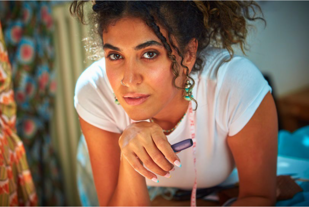 IQOS Originals: experiencia única para quienes buscan una alternativa al cigarro - leena-1024x686