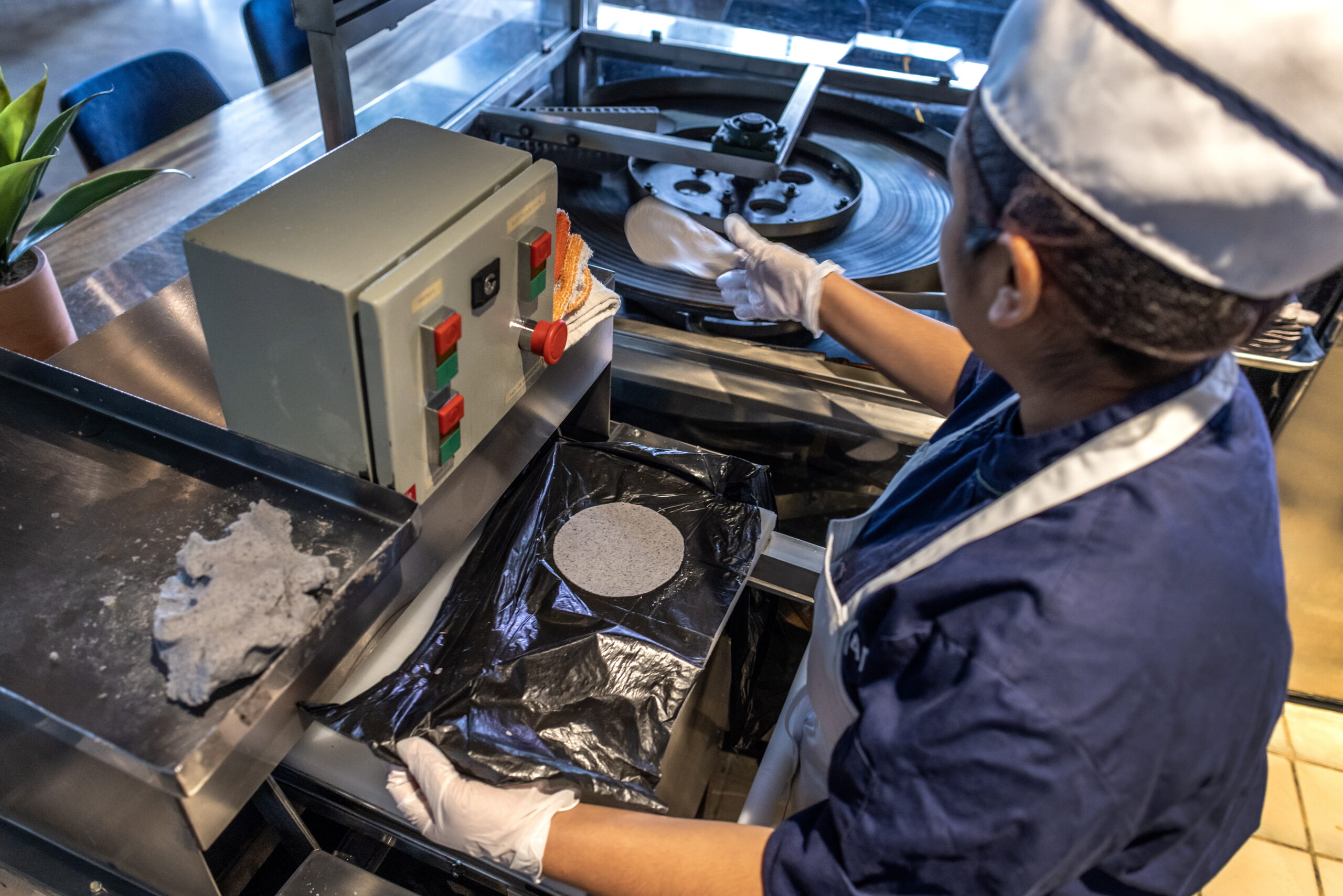 Restaurantero mexicano recurre a maíz criollo para mantener en Miami un sabor ancestral Restaurantero mexicano recurre a maíz criollo para mantener en Miami un sabor ancestral