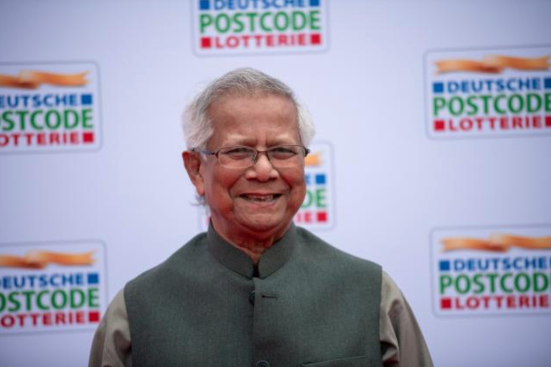 Juicio contra el premio Nobel bangladesí Yunus preocupa a más de 170 líderes mundiales