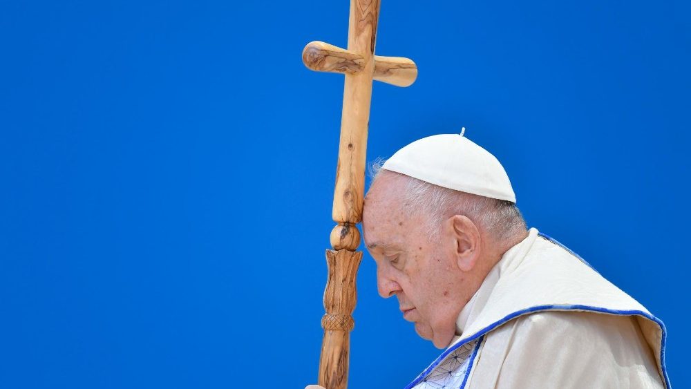 „Nie igra się z życiem”: Papież Franciszek mówi o eutanazji