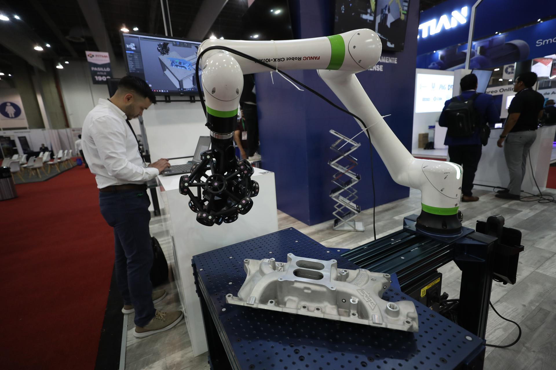 Producción industrial de México crece un 4.8 % interanual en julio