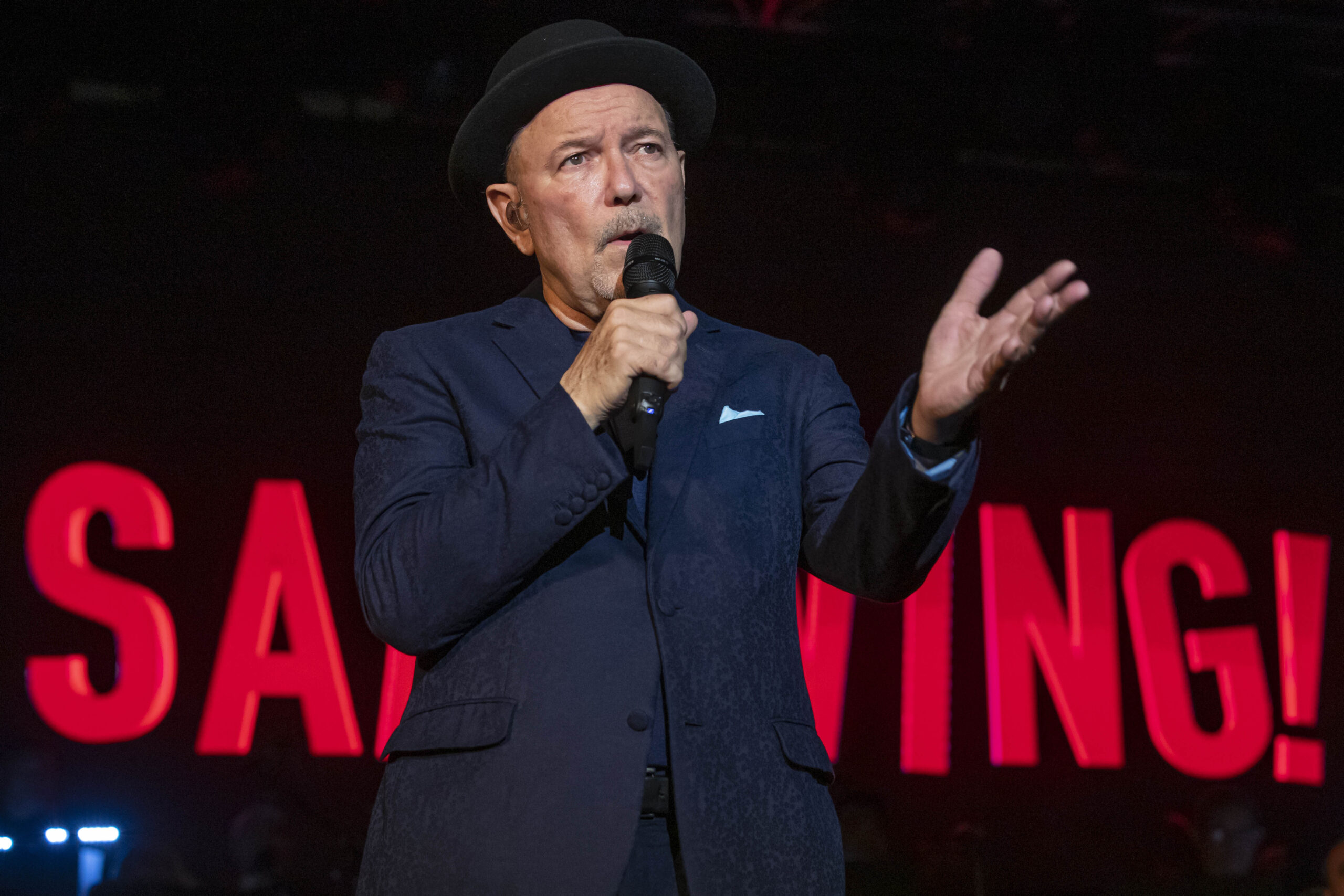 Rubén Blades lamenta que no se atiendan las causas de la crisis migratoria latinoamericana Rubén Blades lamenta que no se atiendan las causas de la crisis migratoria latinoamericana