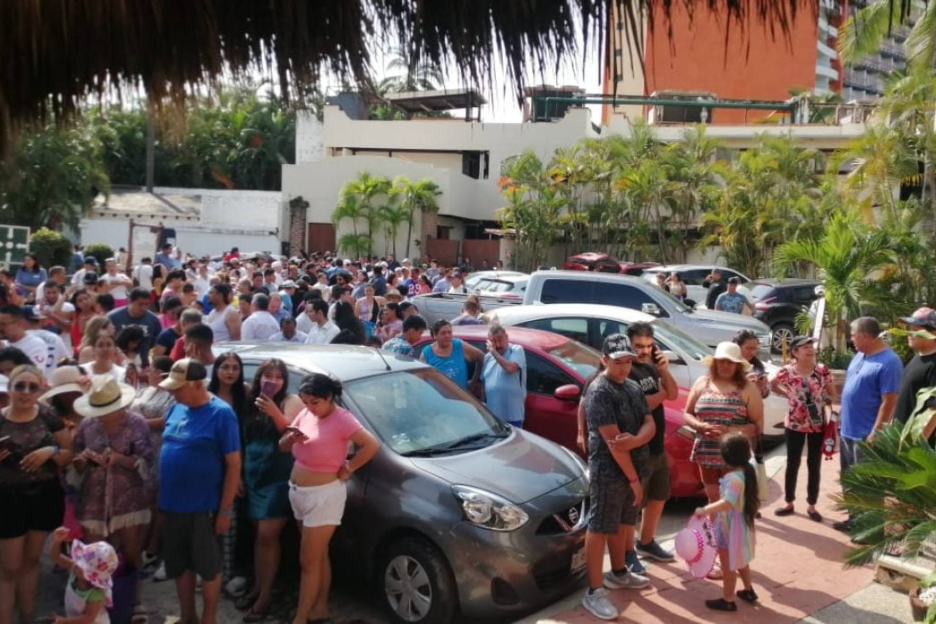 En menos de una hora, sismos magnitud 5.7 y 5.8 en costas de Jalisco En menos de una hora, sismos magnitud 5.7 y 5.8 en costas de Jalisco